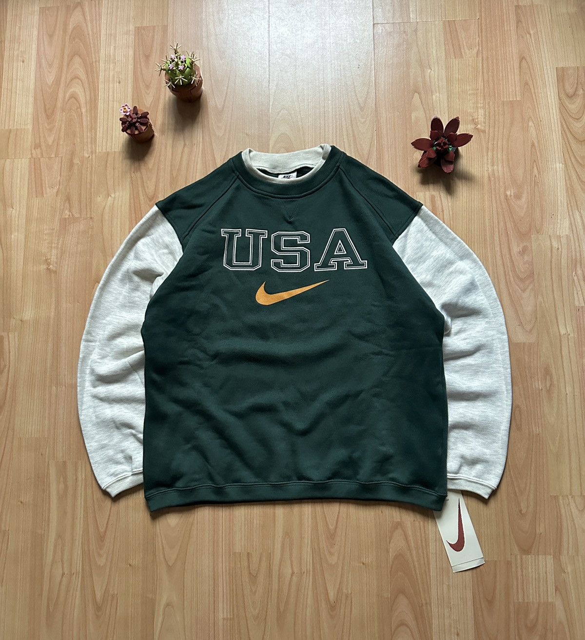 Nike Vintage DSWT 90s Nike USA Spellout sweatshirt size XS-S fit Size US XS / EU 42 / 0 - 1 Thumbnail