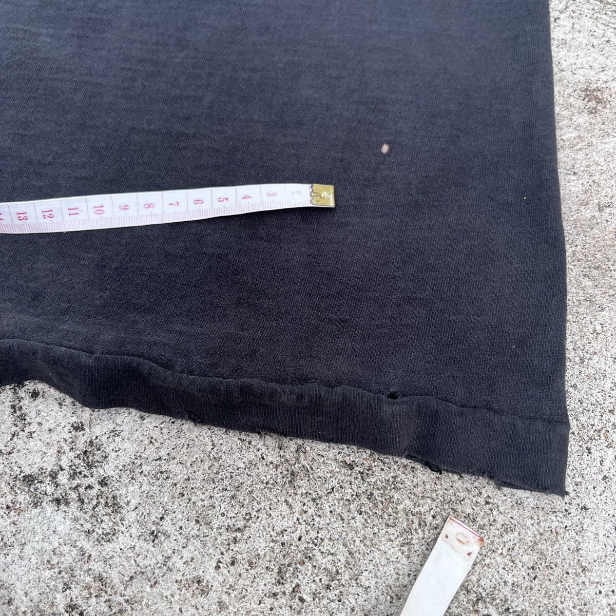 Vintage Vintage 90s ISN'T GOD THE GREATEST JESUS Tee Thrashed Faded Size US L / EU 52-54 / 3 - 21 Thumbnail