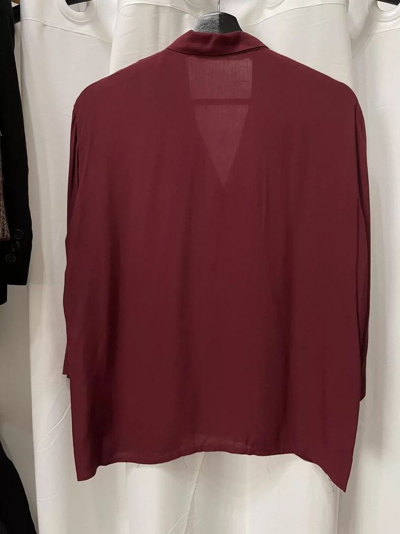 Comme des Garcons Comme des Garçons size os Early Medieval Red Vintage Shirt Size US M / EU 48-50 / 2 - 2 Thumbnail