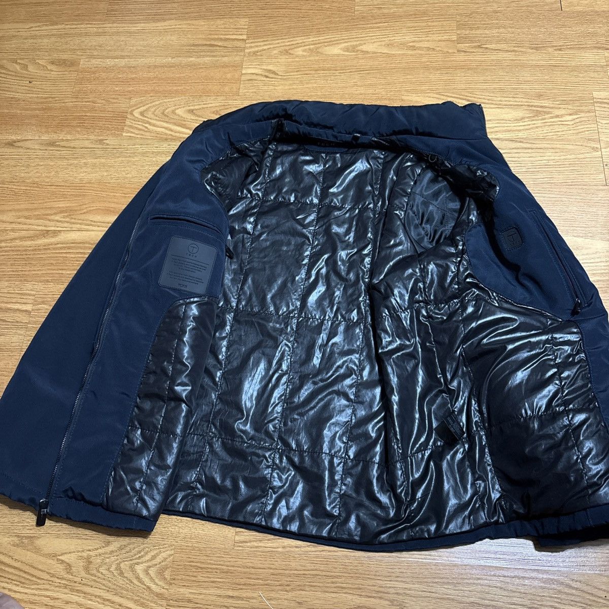 Tumi Tumi T-Tech Jacket Men's Medium Hooded Packable Size US M / EU 48-50 / 2 - 2 Thumbnail