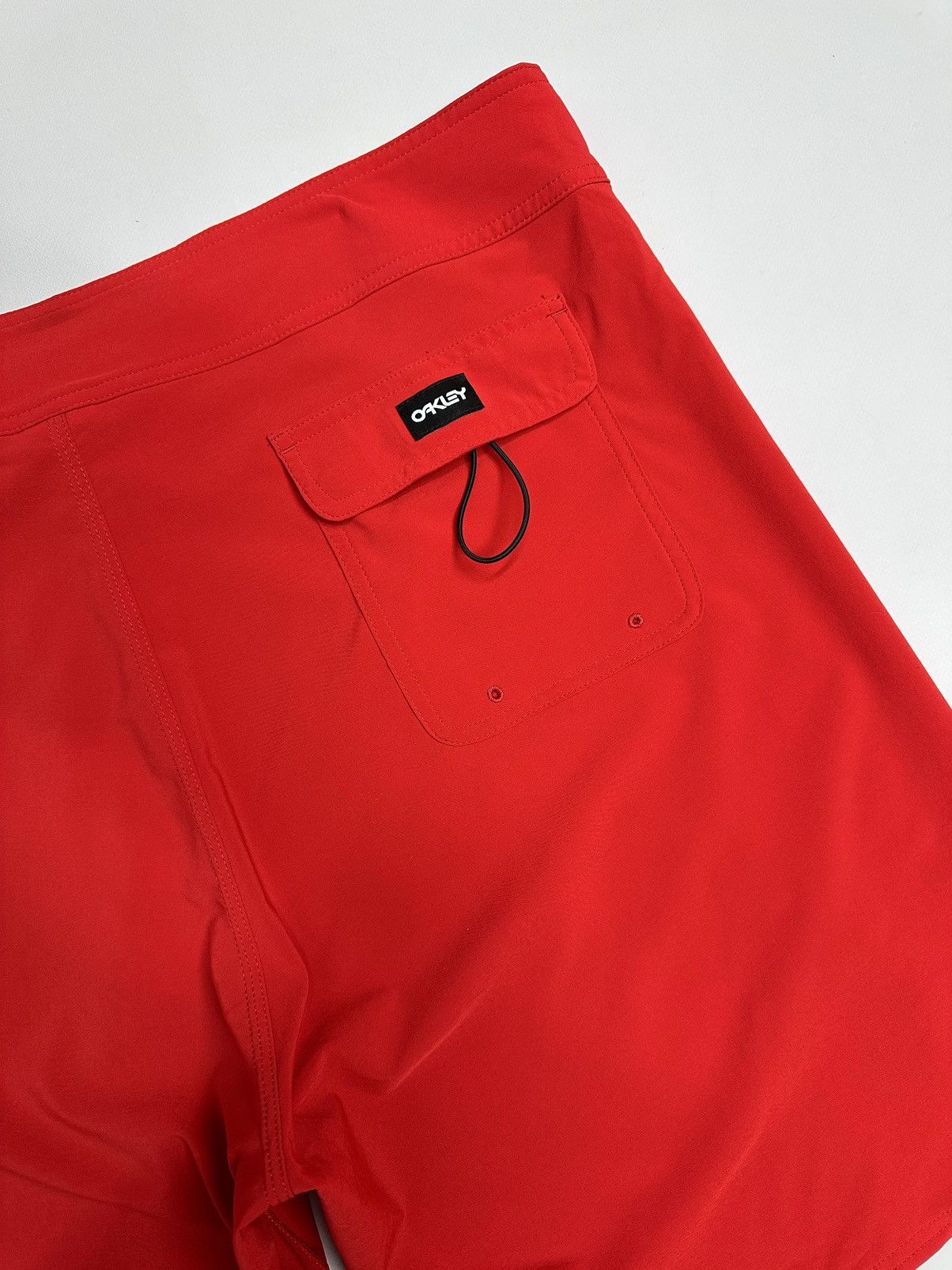 Oakley Vintage Shorts Oakley Y2k USA RED Streetwear Cargo japanese Size US 38 / EU 54 - 8 Thumbnail