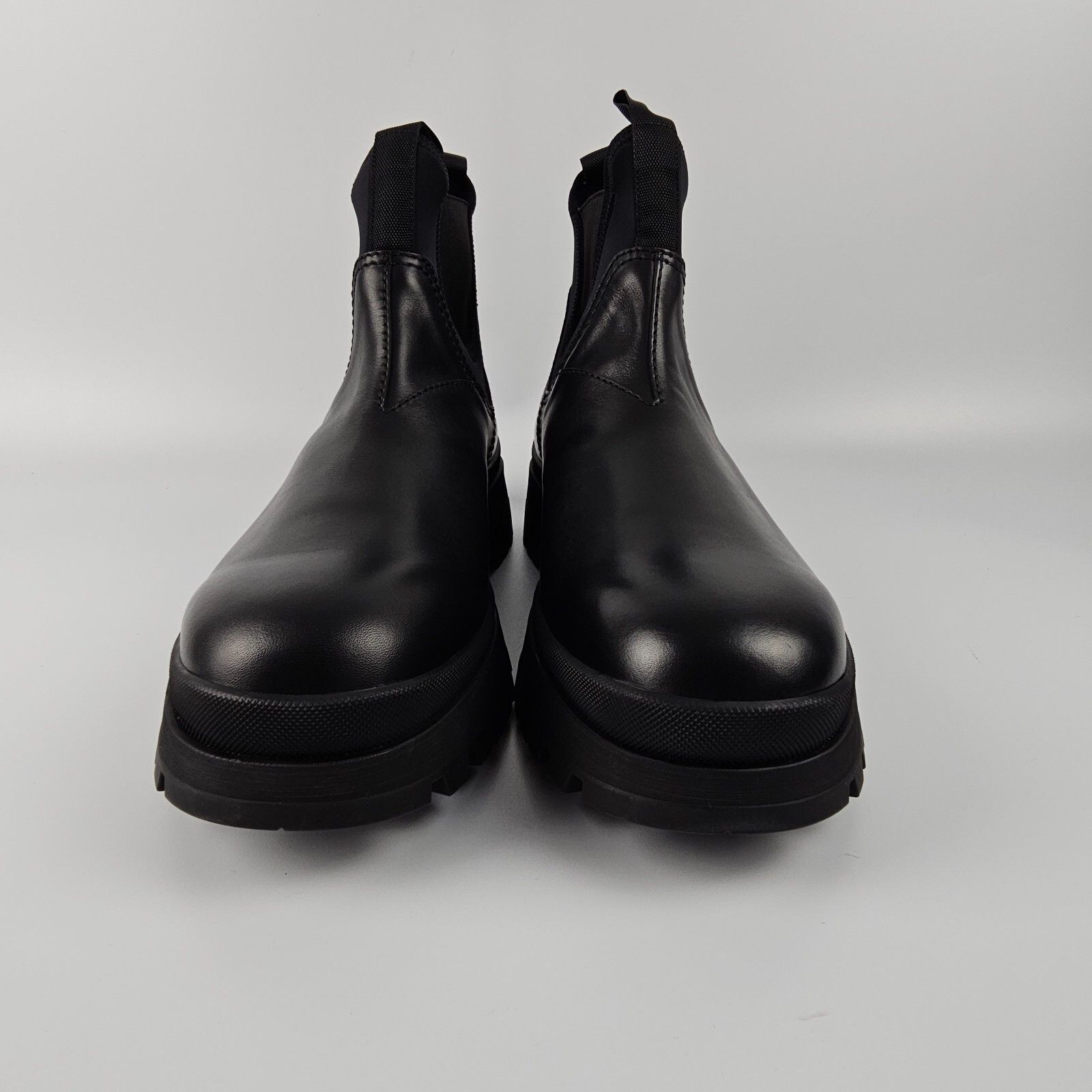 Prada PRADA Black Leather Stretch Chelsea Boots New/Authentic Size US 12 / EU 45 - 5 Thumbnail