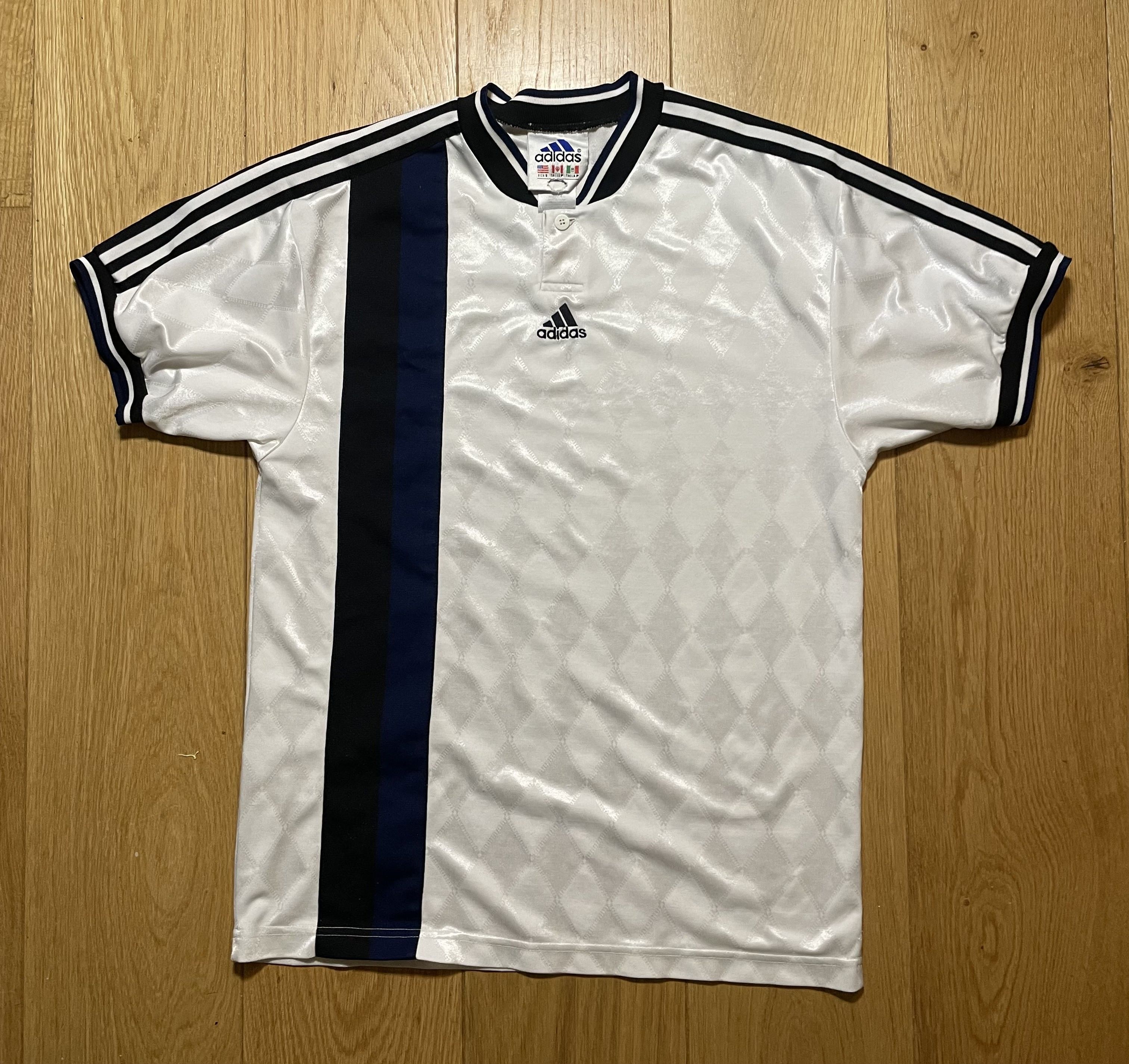 Adidas Vintage Adidas Soccer Jersey Size US S / EU 44-46 / 1 - 1 Thumbnail