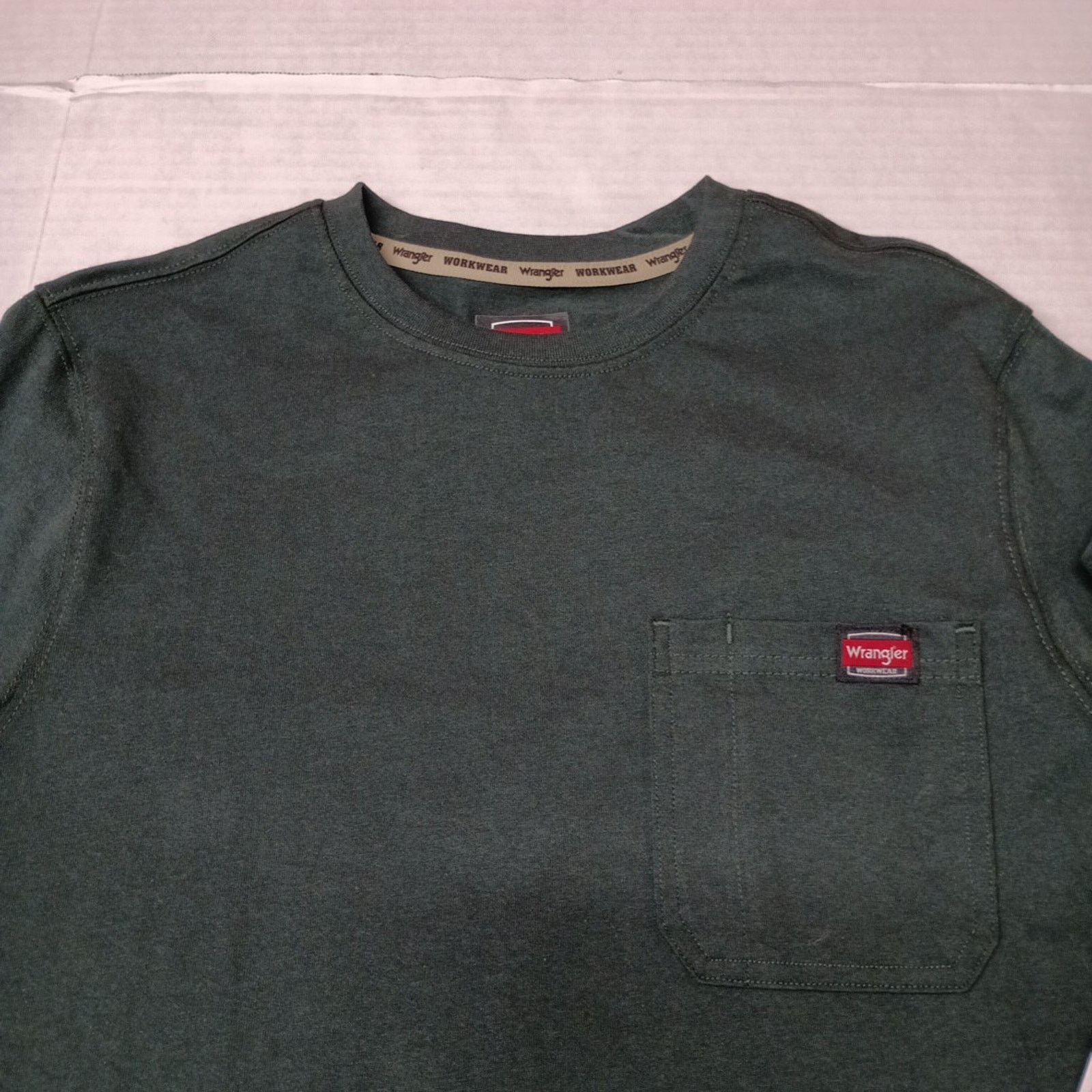 Wrangler Wrangler Pen Pocket Tee Men's S (34-36) Green Relaxed Fit Size US S / EU 44-46 / 1 - 3 Thumbnail