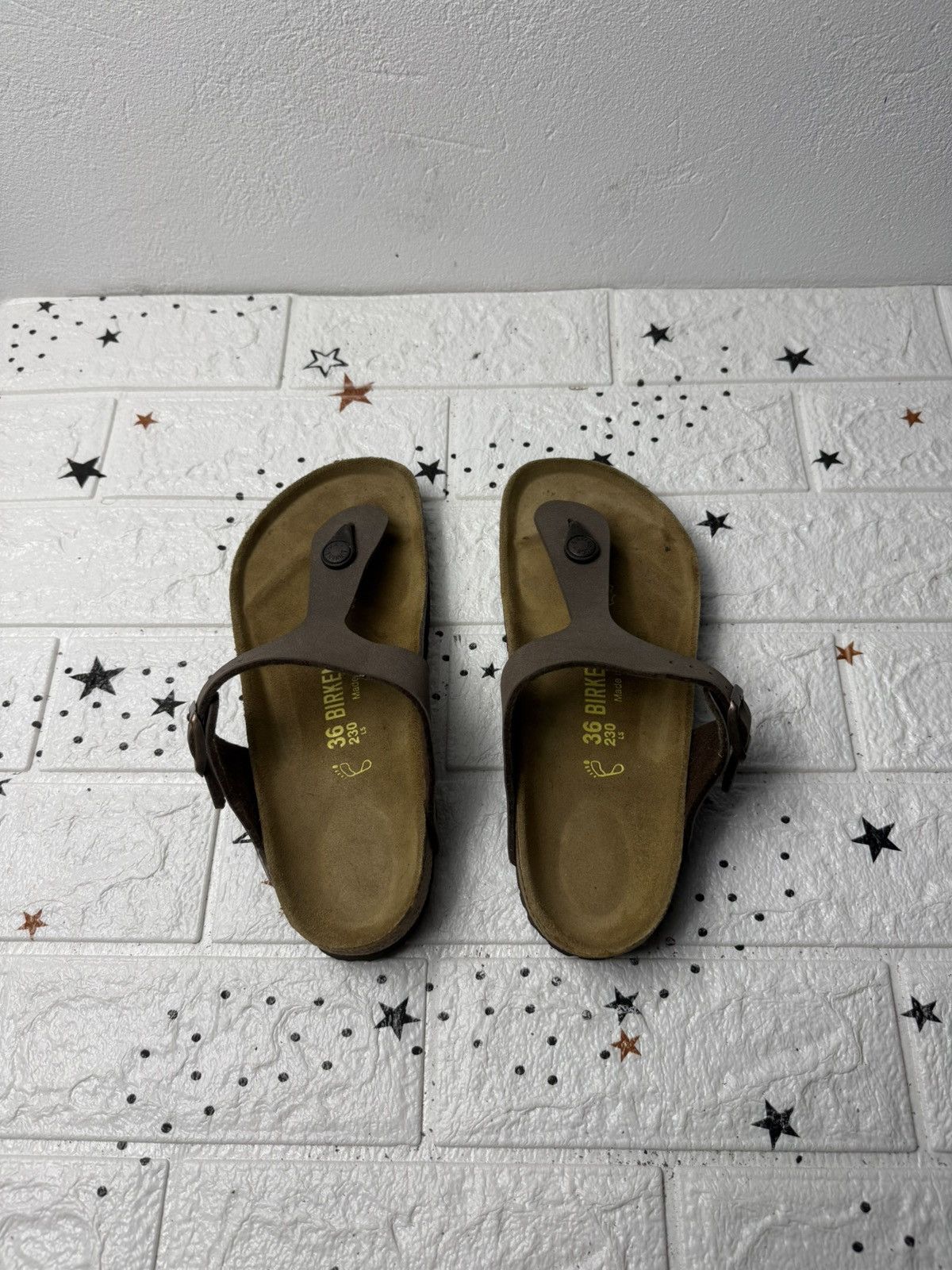 Birkenstock BIRKENSTOCK WOMEN US4.5 UK4 EUR36 Flip Flop Leather Size US 4.5 / IT 34.5 - 2 Thumbnail