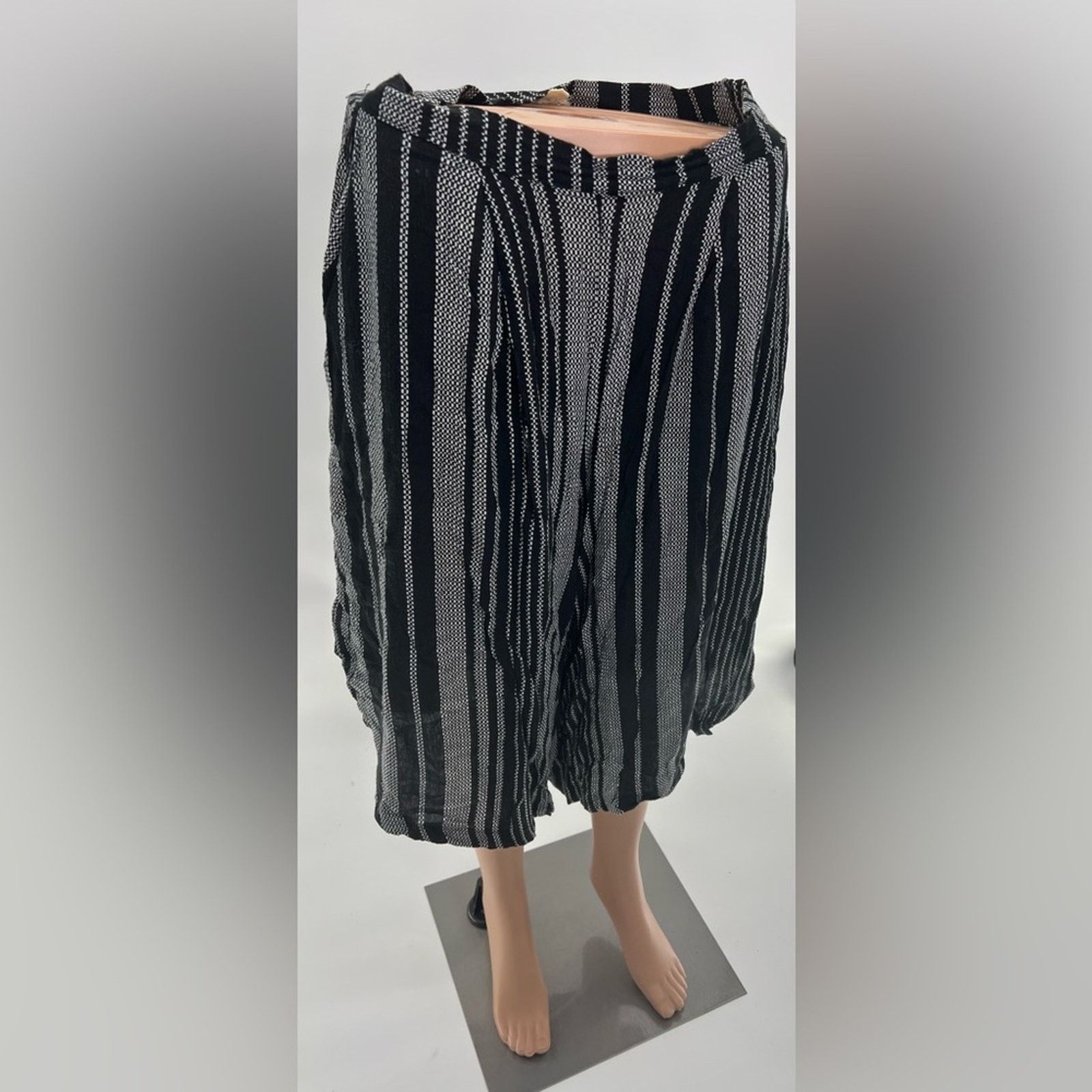 Urban Outfitters Urban Outfitters Silence + Noise Wide Leg Pant Size 6 Size 28" / US 6 / IT 42 - 5 Thumbnail
