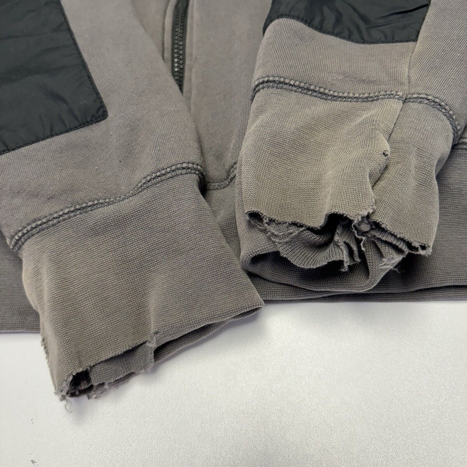 The North Face The North Face Reversible Jacket Hooded Mens Small Black/Gra Size US S / EU 44-46 / 1 - 14 Thumbnail
