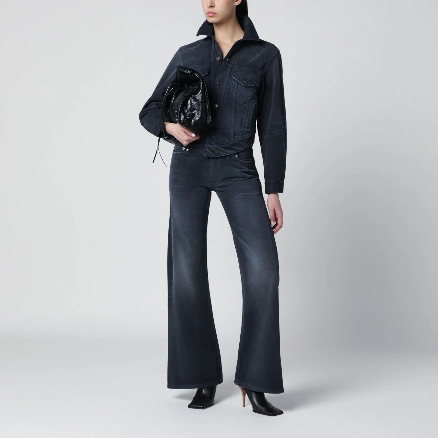 Balenciaga o1d2blof0426 Jeans in Navy Blue Size 29" - 1 Thumbnail