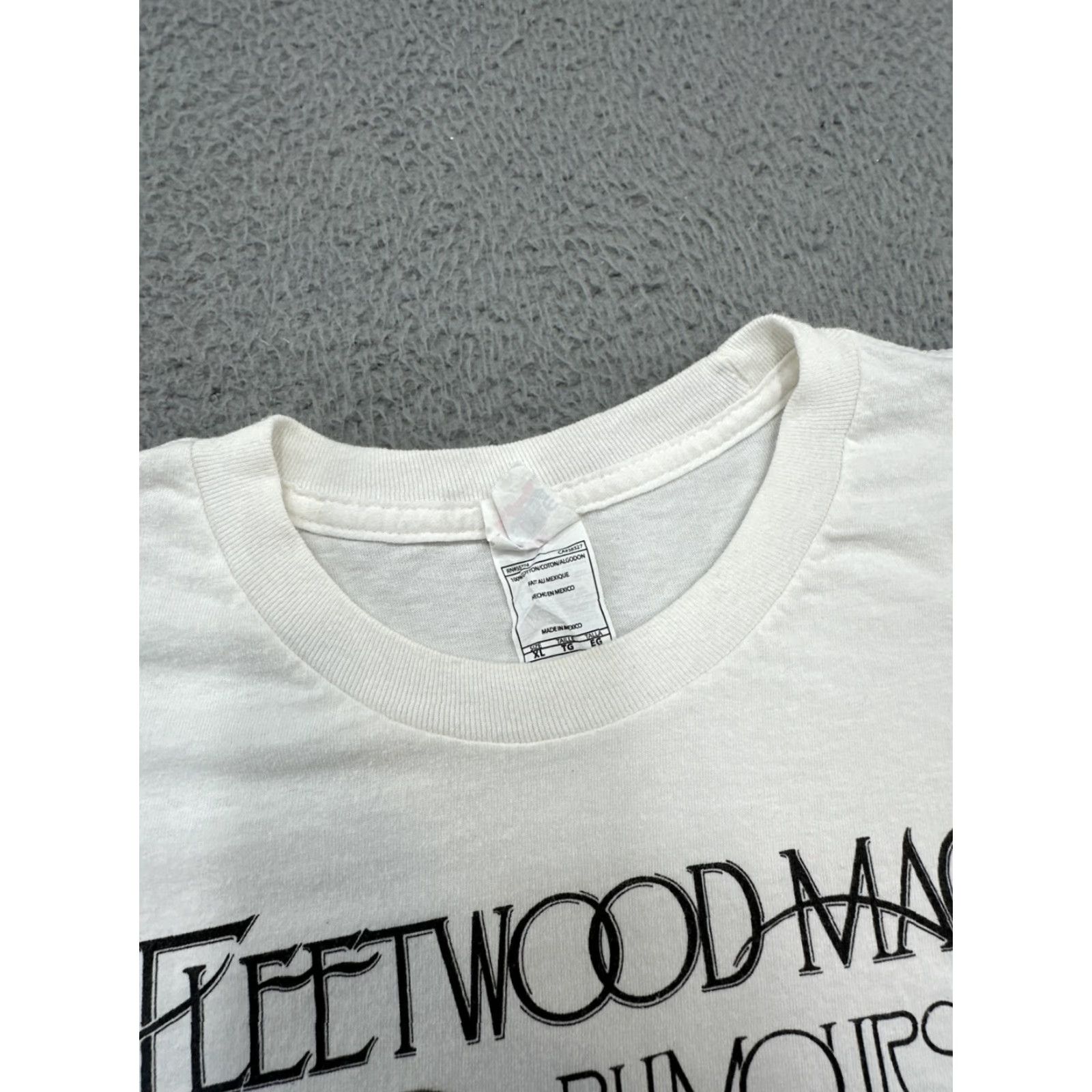 Anvil VINTAGE Fleetwood Mac Shirt Adult XL Rumours Tour 2014 White T-shirt Size US XL / EU 56 / 4 - 4 Thumbnail