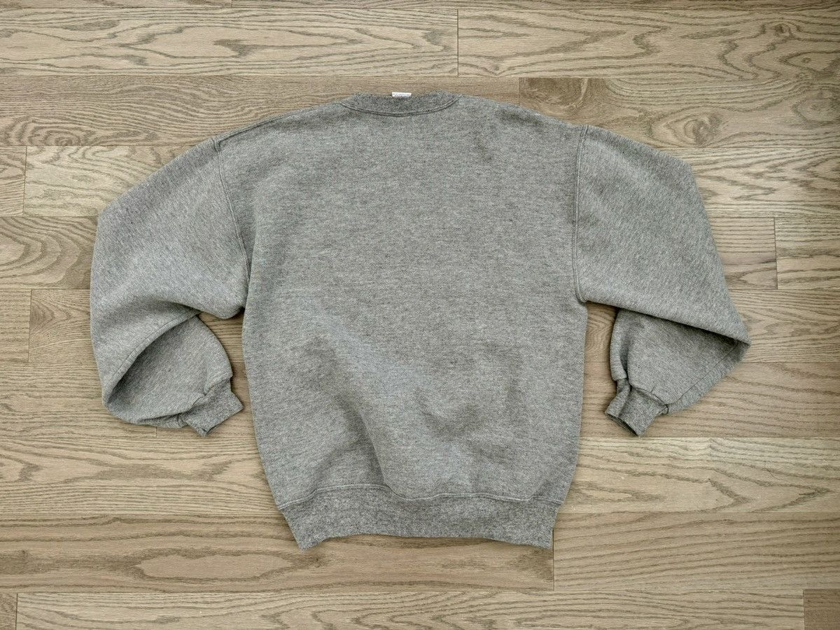 Russell Athletic Russell Athletic Grey Vintage Sweatshirt Medium Crewneck Size US L / EU 52-54 / 3 - 5 Thumbnail