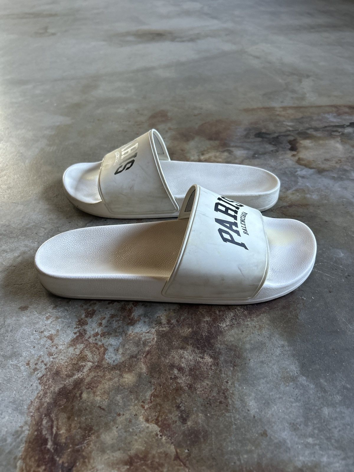 Balenciaga BALENCIAGA PARIS POOL SLIDES - PARIS EDITION Size US 9 / EU 42 - 3 Thumbnail