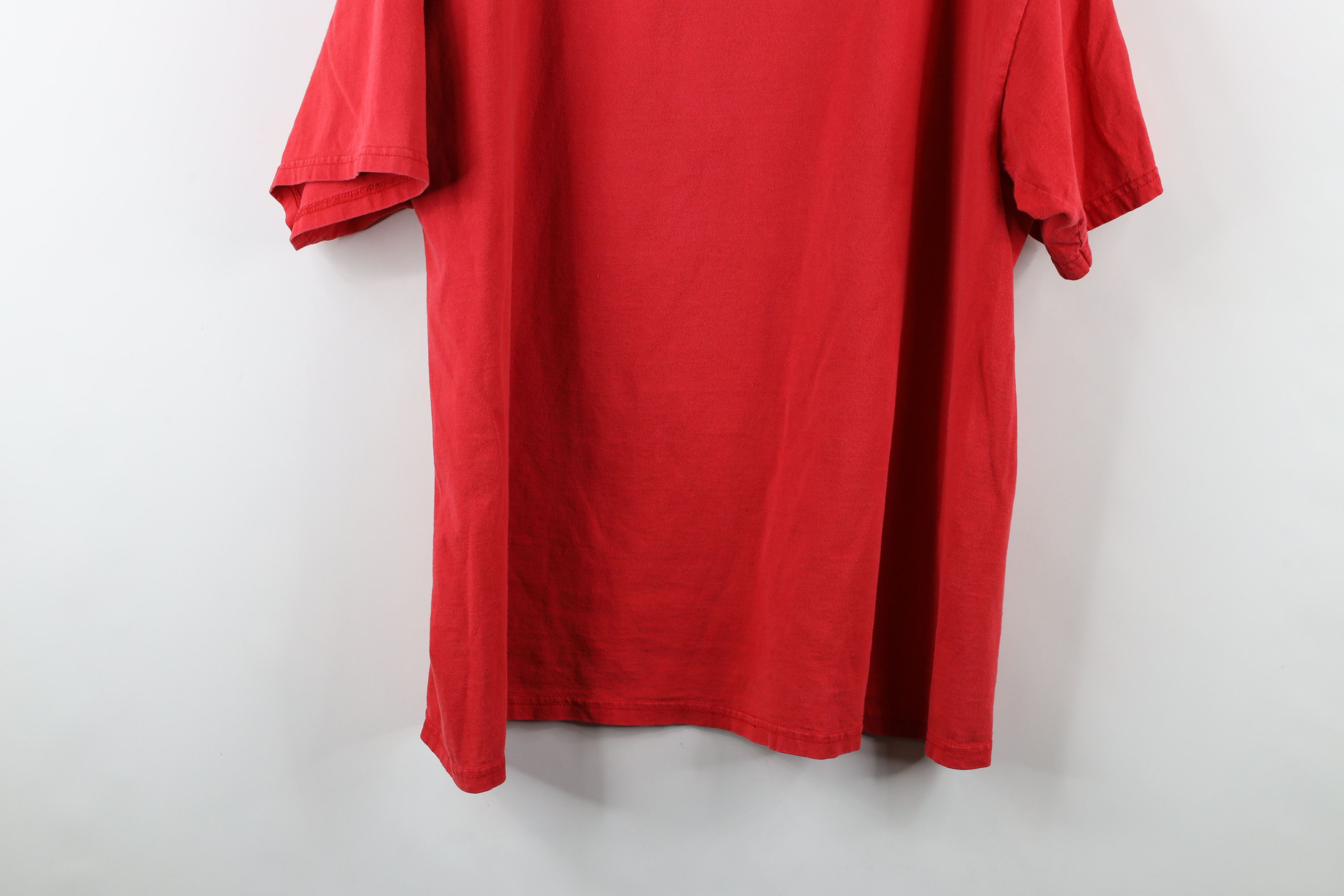 Vintage Vintage 90s Stanley Cup Champs Detroit Red Wings T-Shirt Size US XL / EU 56 / 4 - 15 Thumbnail