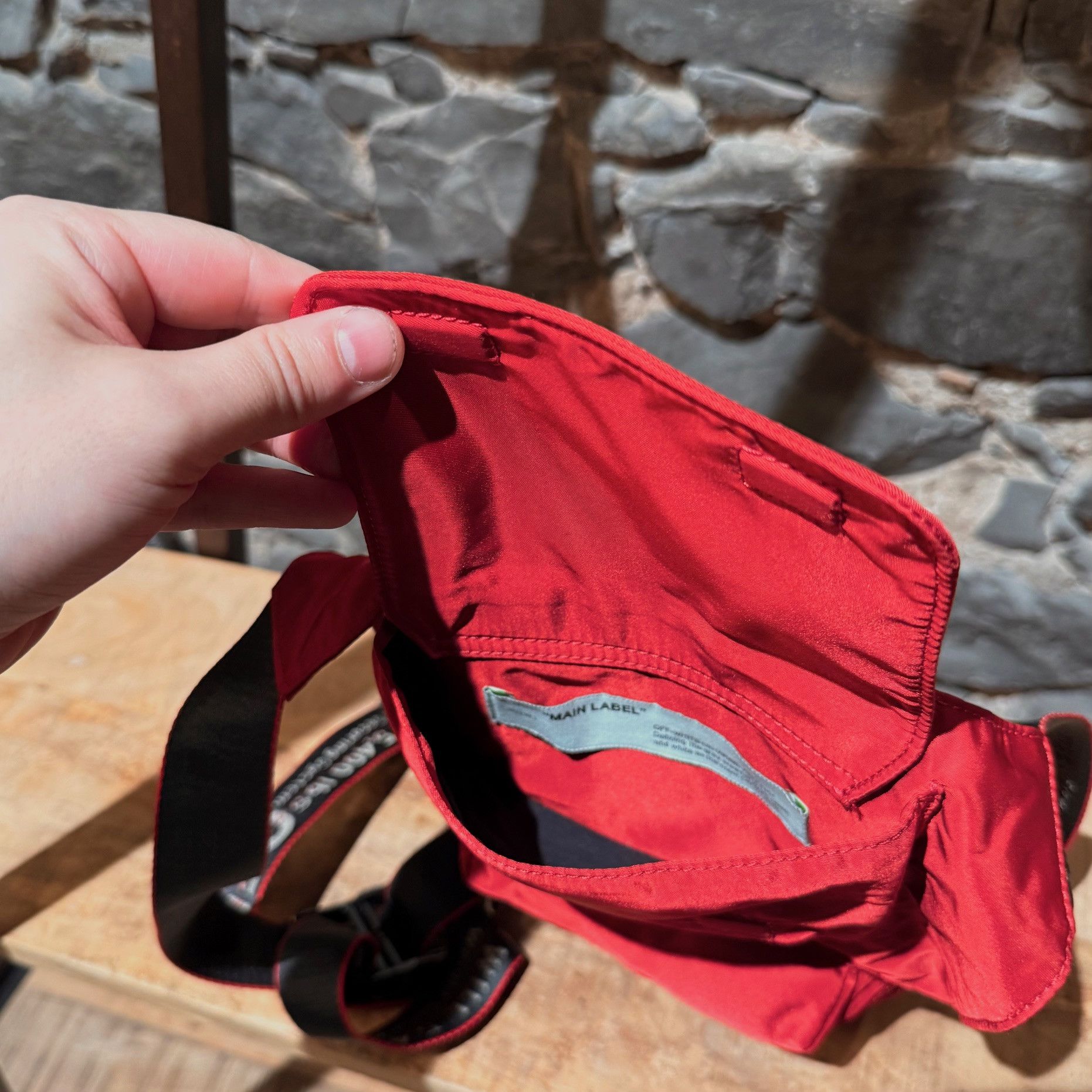 Off-White Off-White Red Nylon Industrial Strap Crossbody Bag Size ONE SIZE - 13 Thumbnail