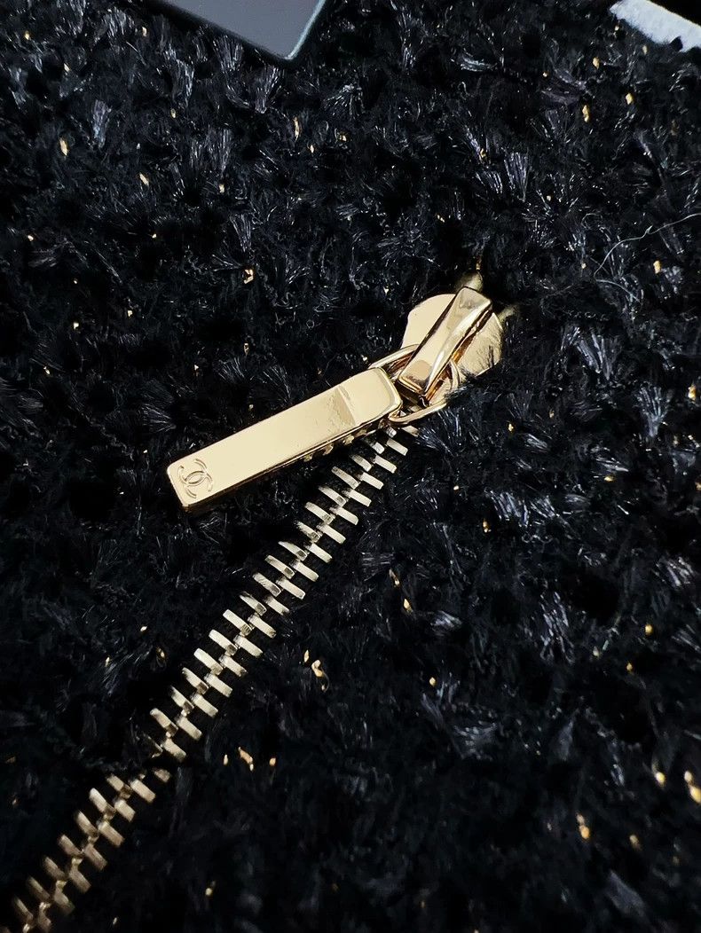 Chanel Chanel Classic black tassel skirt Size 24" / US 00 / IT 34 - 4 Thumbnail
