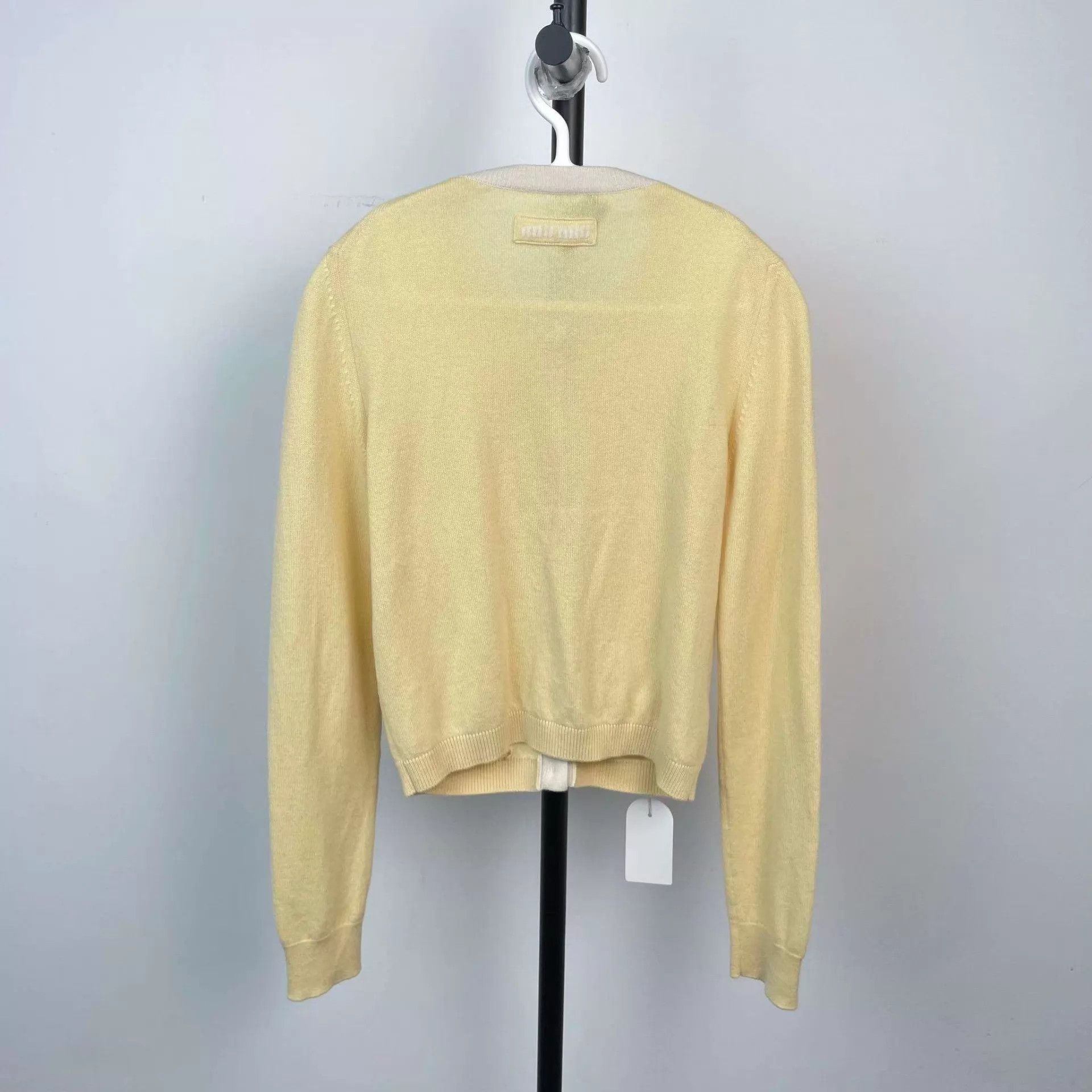 Miu Miu MIU MIU 97 New yellow cashmere sweater 38 Size XS / US 0-2 / IT 36-38 - 2 Thumbnail