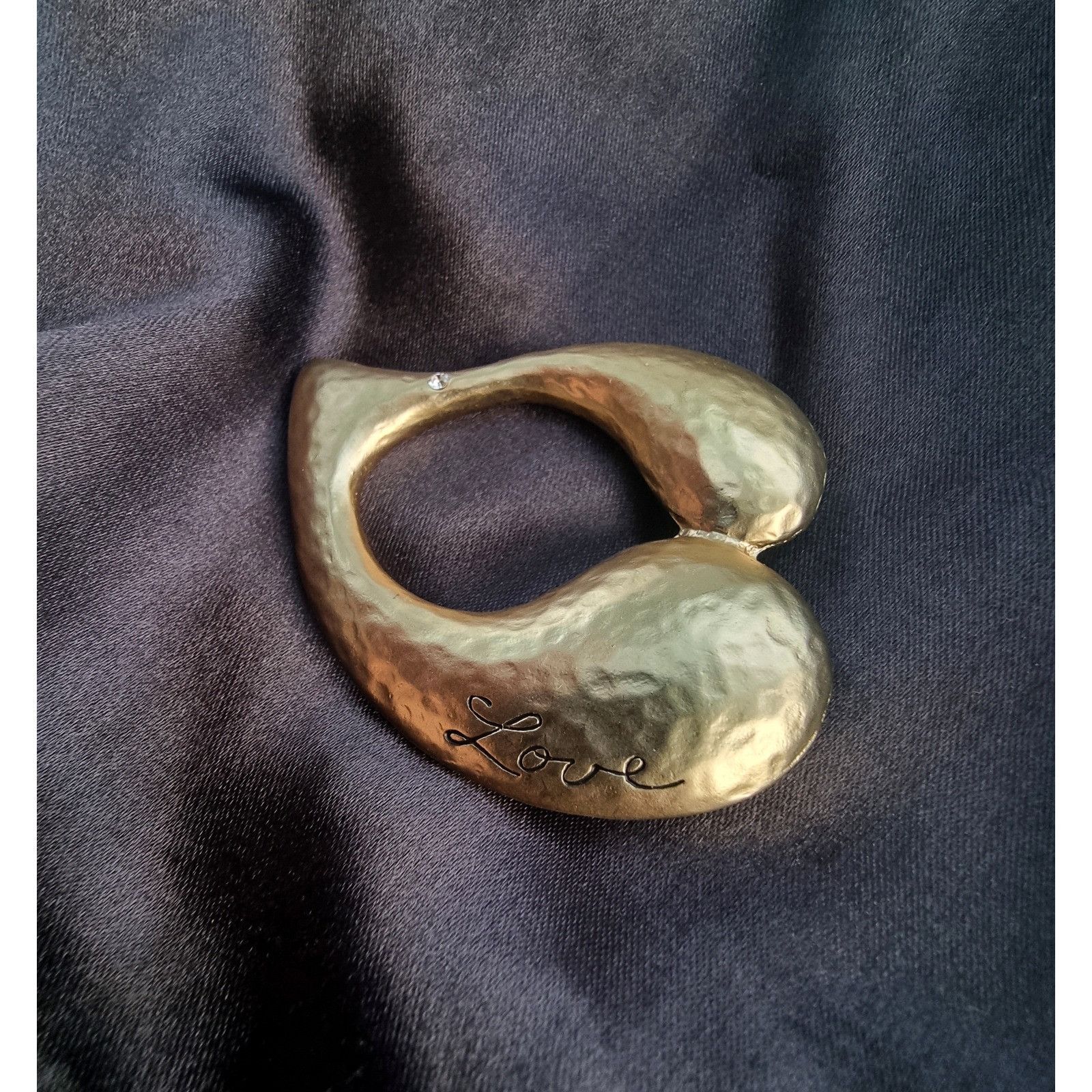 Vintage Heart Love Brooch Pin Gold Toned Puff Style Size ONE SIZE - 3 Thumbnail