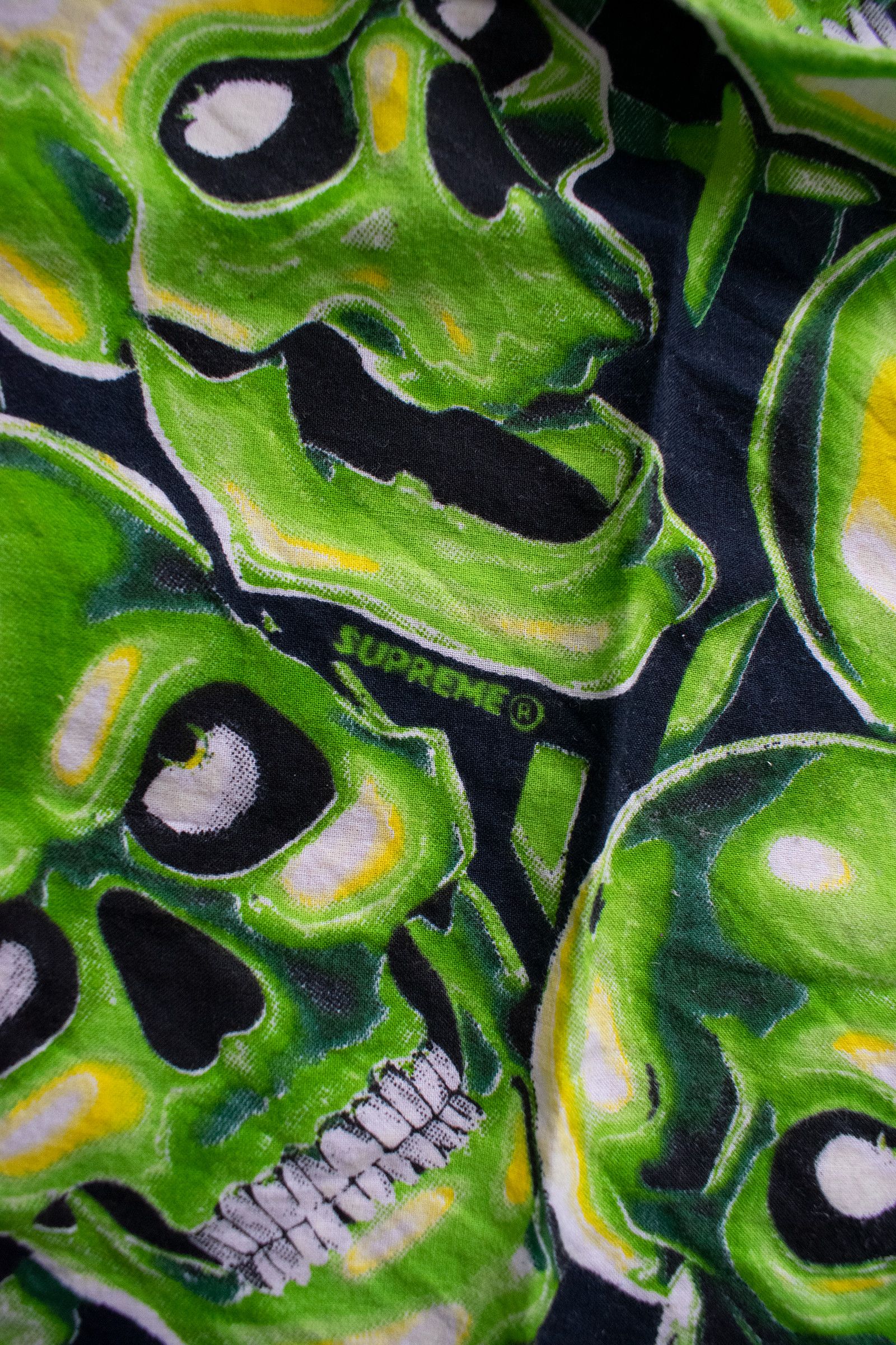 Liquid Blue × Supreme Supreme Skull Pile Bandana SS18 Size ONE SIZE - 6 Thumbnail