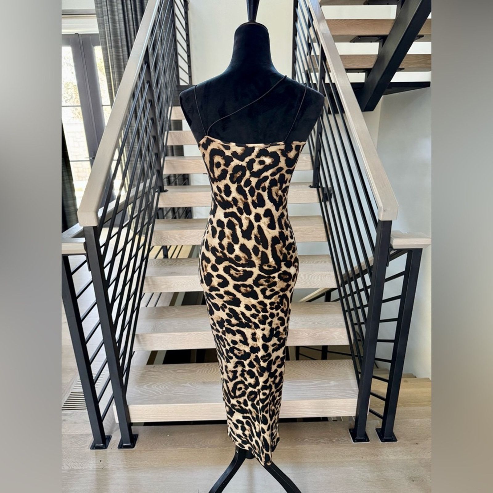 Other New Chic Animal Print Maxi Dress size S Size XS / US 0-2 / IT 36-38 - 7 Thumbnail