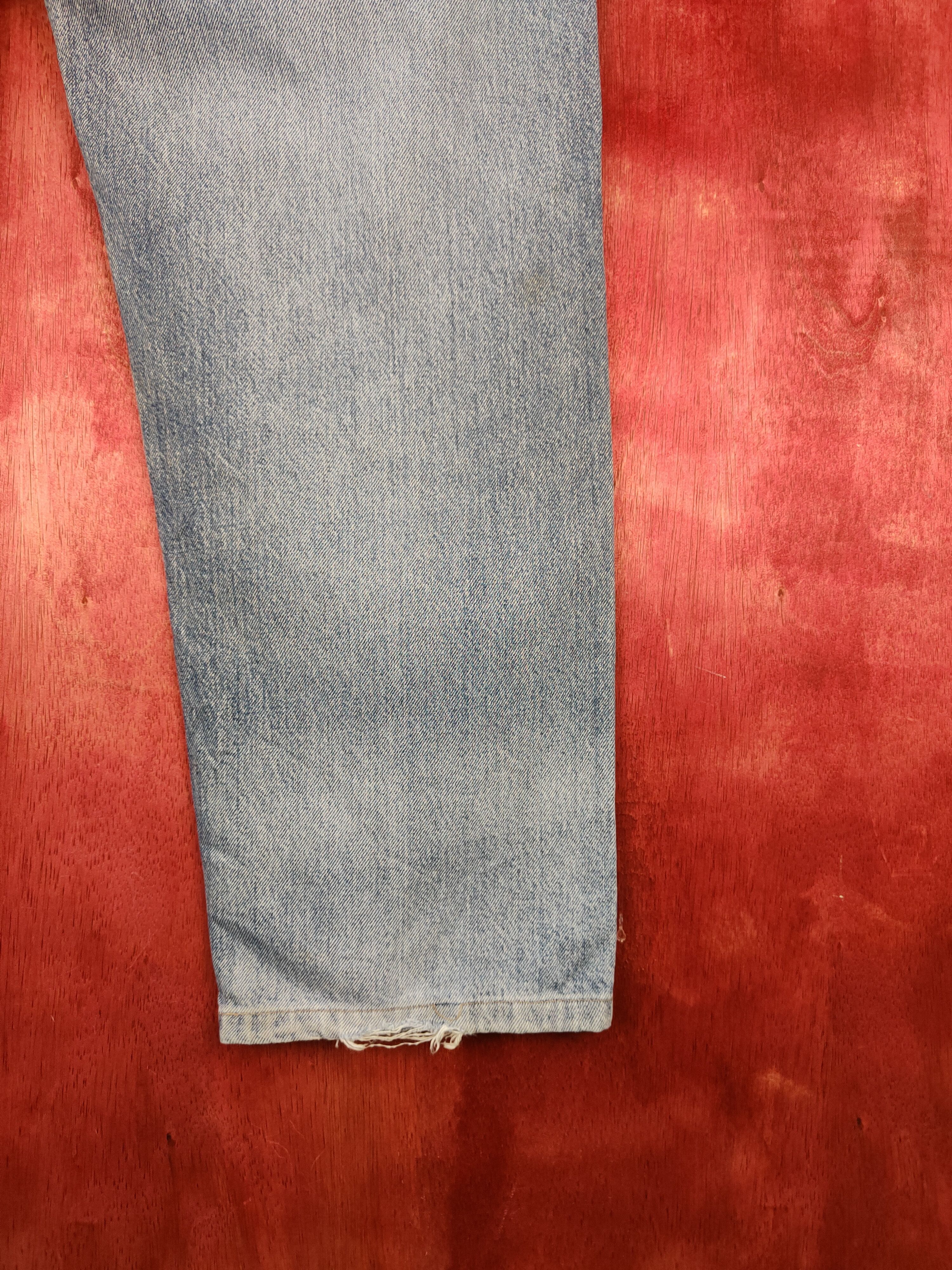 Japanese Brand Uniqlo Blue Faded Distressed Ripped denim Jeans #S679 Size US 32 / EU 48 - 11 Thumbnail