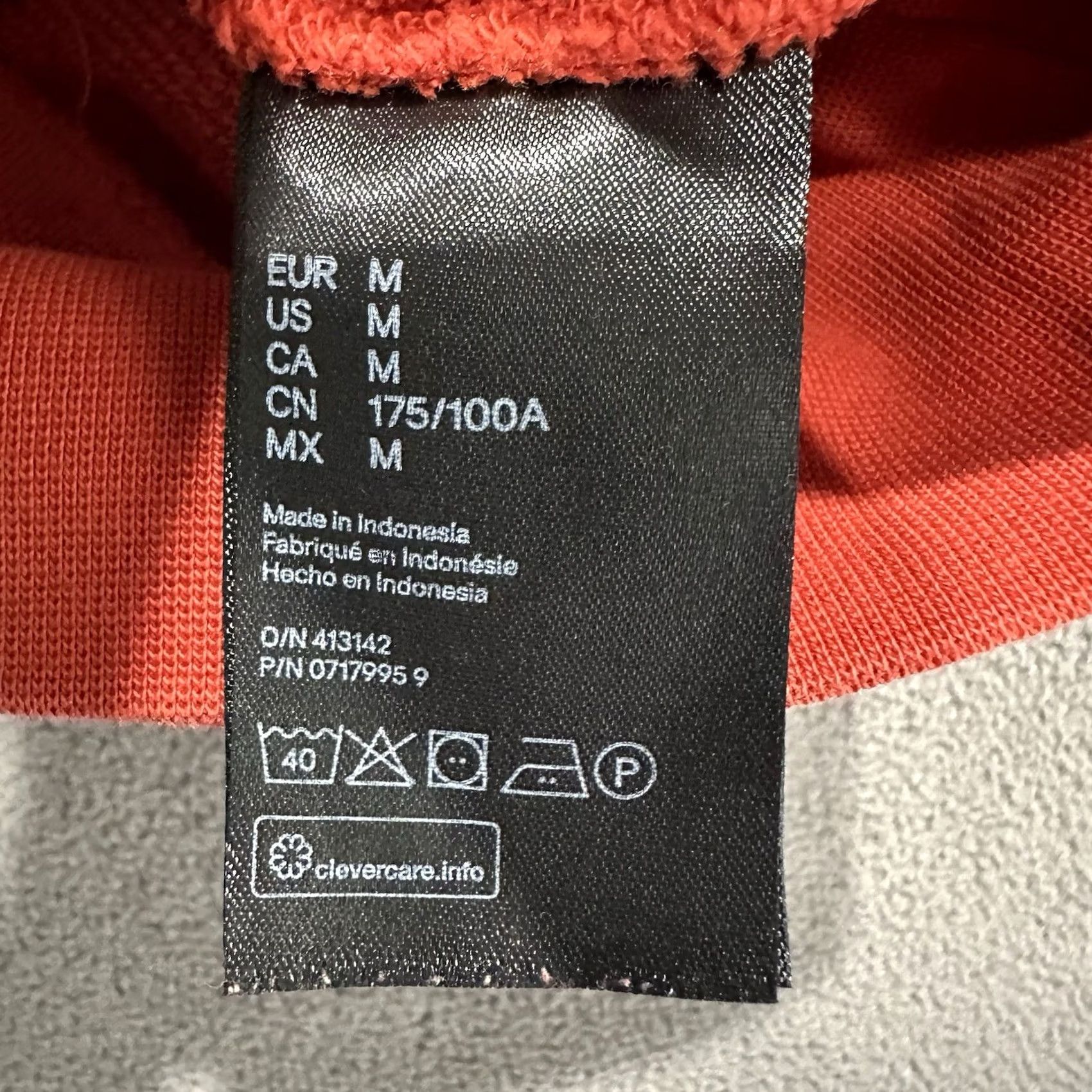 H&M H&M Hoodie Mens M Orange Pullover Hooded Regular Fit Casual Modern Comfort Knit Sweatshirt Size US M / EU 48-50 / 2 - 5 Thumbnail
