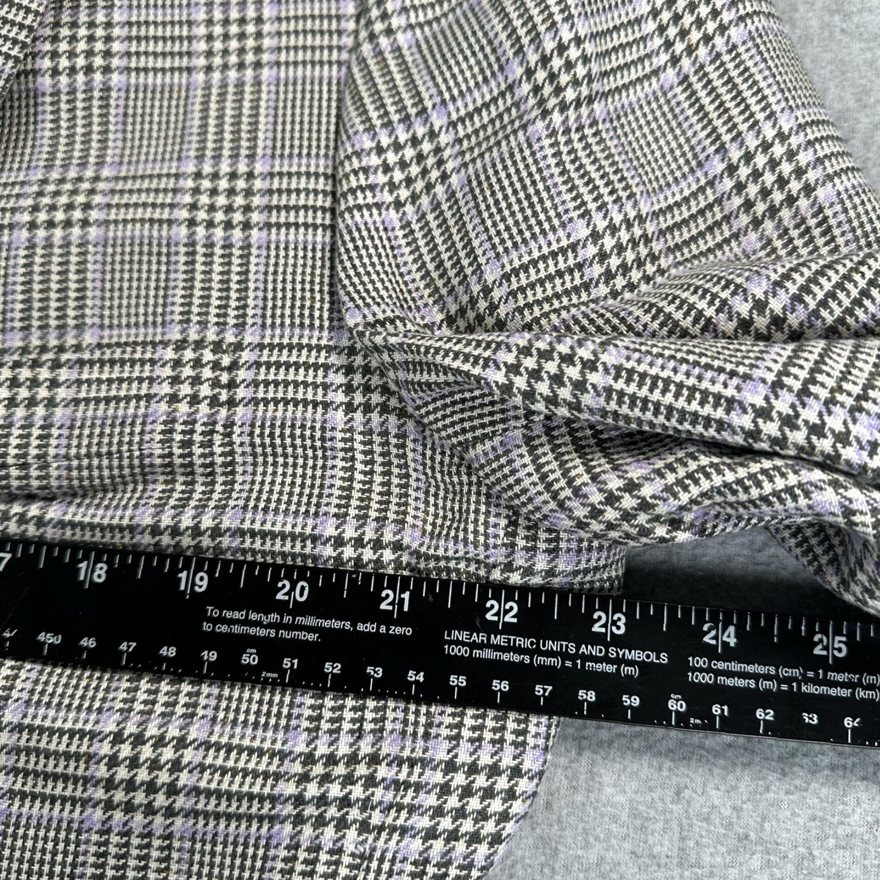 Vintage Oxford Clothes Sport Coat Mens 44 Regular Gray Plaid Classic Two-Button Single-Breasted Notch Lapel Inner Pockets Size US S / EU 44-46 / 1 - 6 Thumbnail