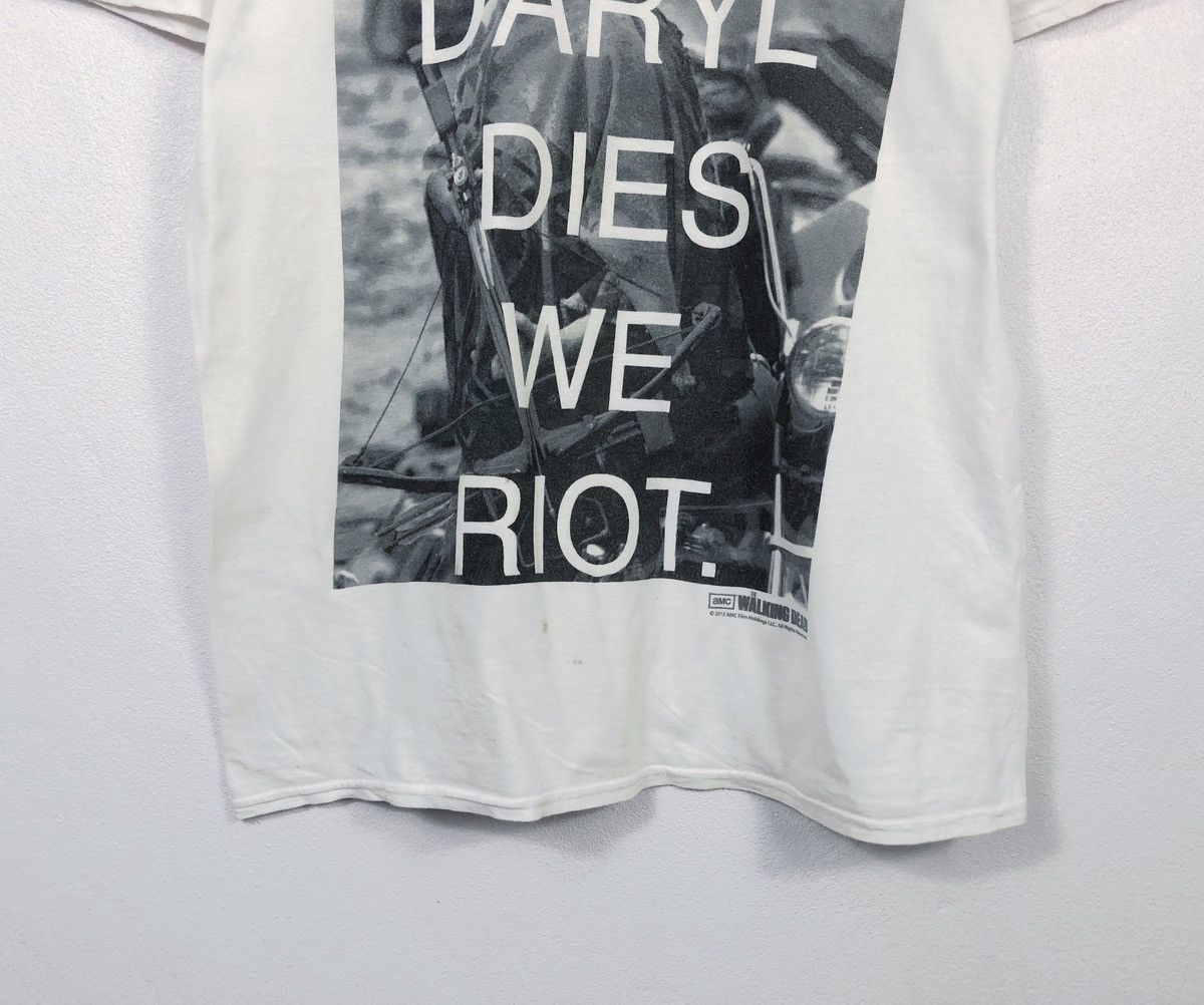 Other Rare 2012 The Walking Dead If Daryl Dies We Riot Tee Size US M / EU 48-50 / 2 - 4 Thumbnail