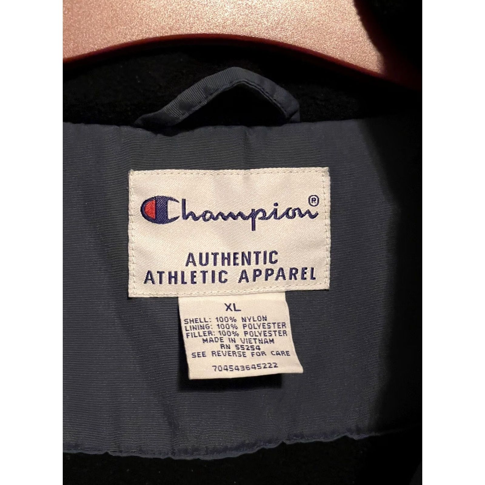 Champion VINTAGE Champion Puffer Jacket Shirt? No. Size US XL / EU 56 / 4 - 6 Thumbnail