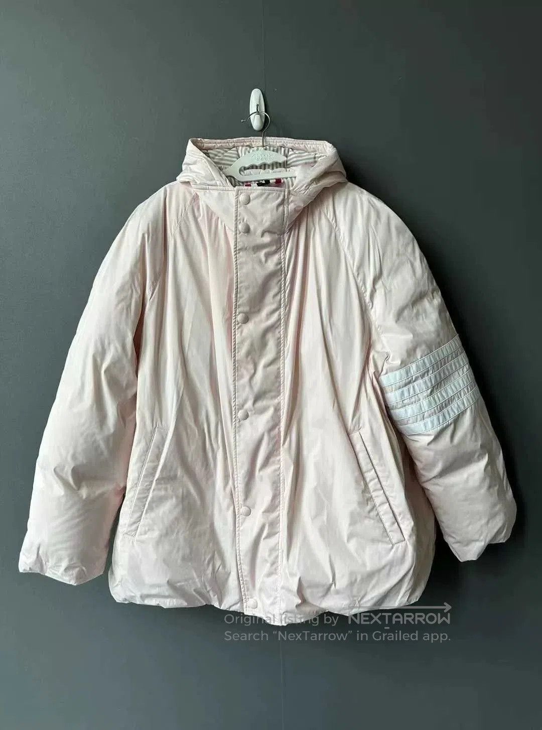 Thom Browne thom browne pink down jacket. Size XS / US 0-2 / IT 36-38 - 1 Thumbnail