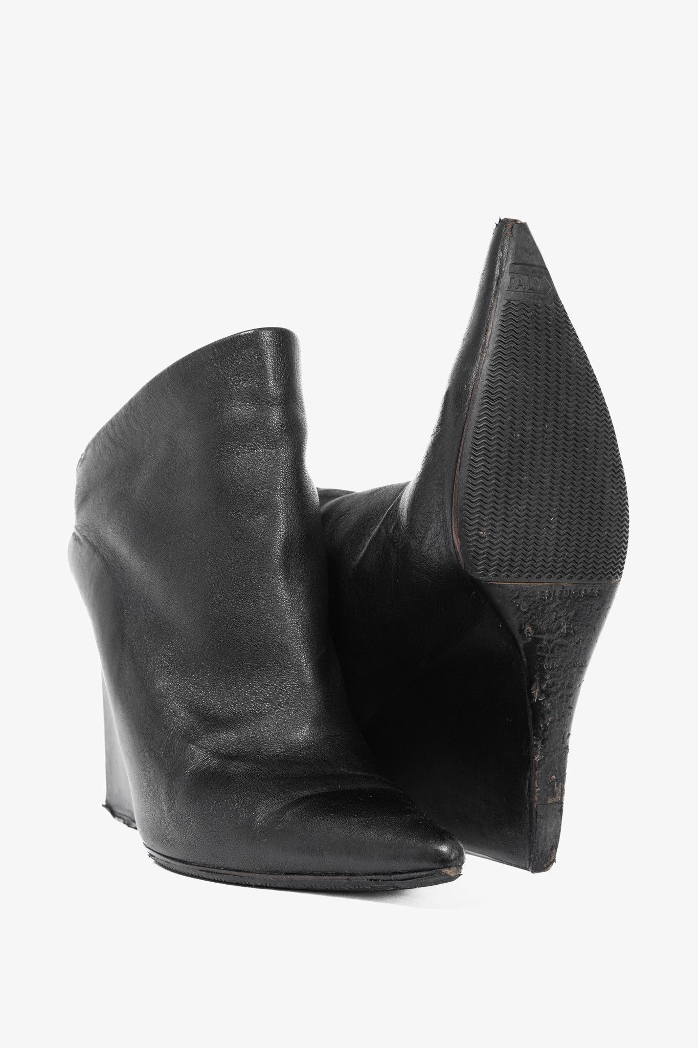 Balenciaga Balenciaga Black Leather Pointed-Toe Wedge Mules Size US 8.5 / IT 38.5 - 4 Thumbnail
