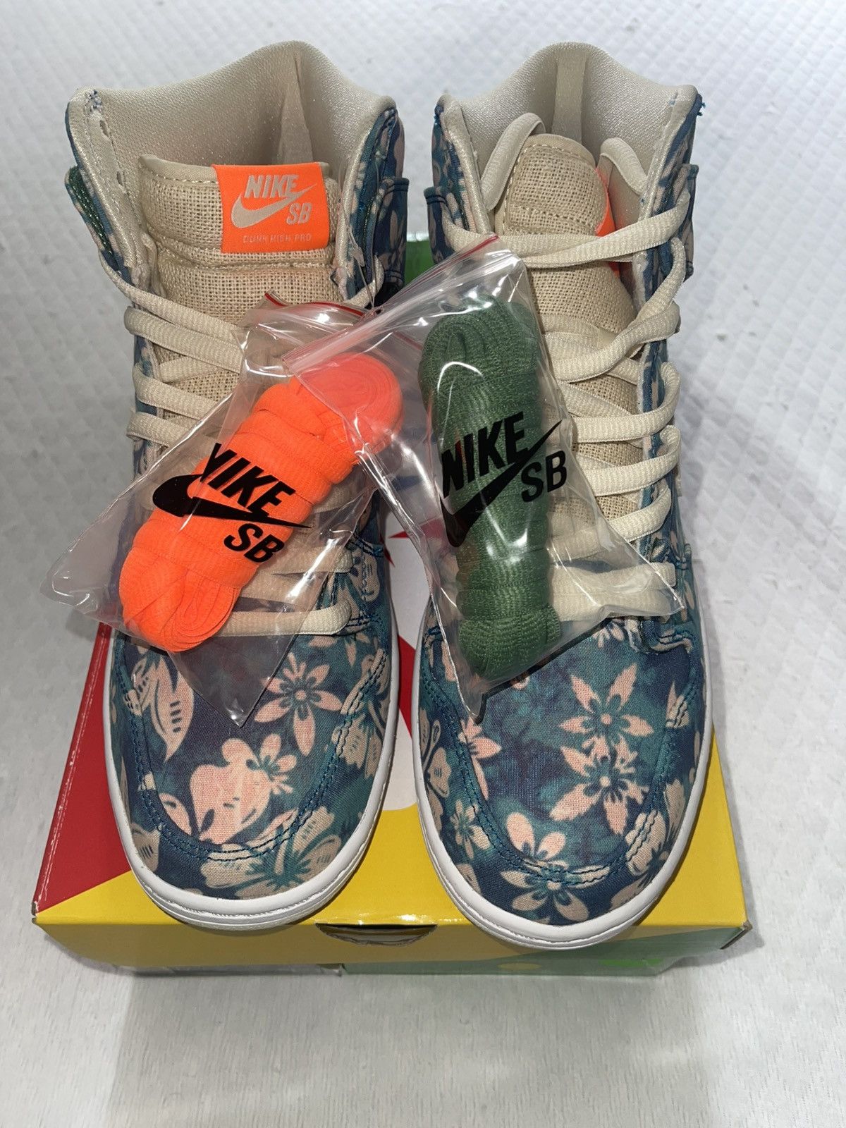 Nike NIKE HAWAII SB DUNK HIGH PRO QS 10.5 DS OG ALL AQUAMARINE Size US 10.5 / EU 43-44 - 4 Thumbnail