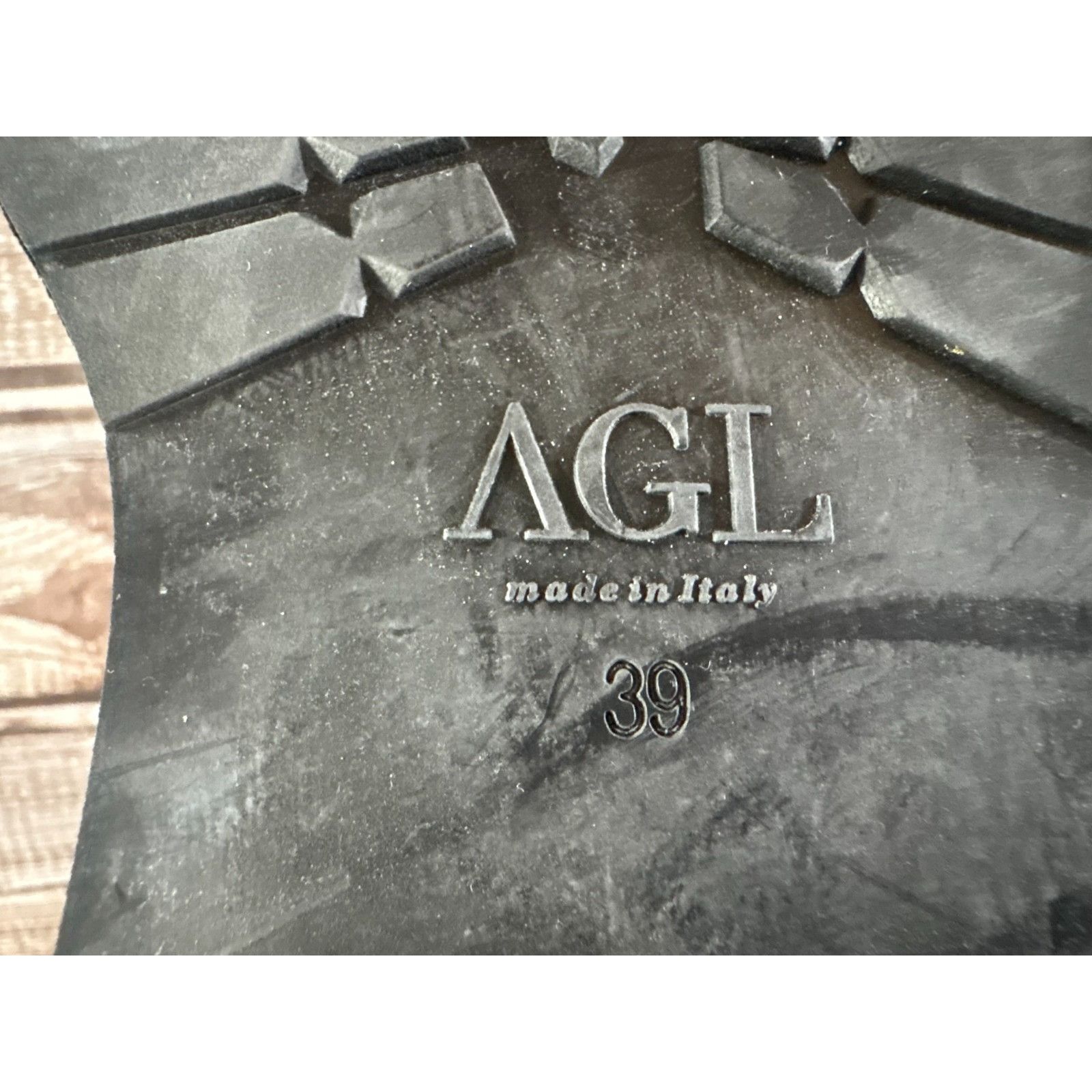 AGL AGL Velvet embroidered sequins leather Ankle Boots Size 39 R Size US 8.5 / IT 38.5 - 7 Thumbnail