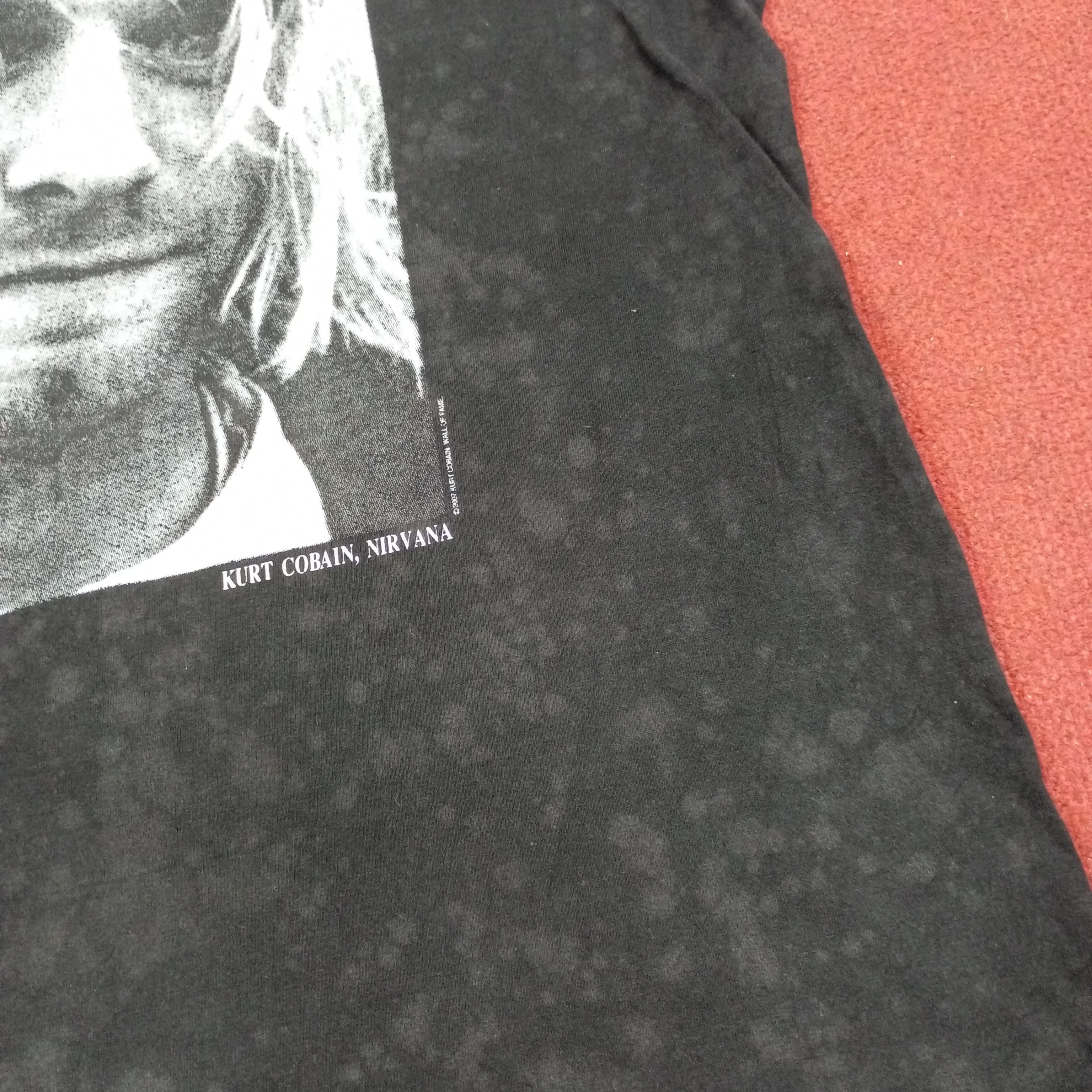 Nirvana × Vintage Kurt Cobain Nirvana Band Music Phototees Vintage Tshirt Size US L / EU 52-54 / 3 - 11 Thumbnail