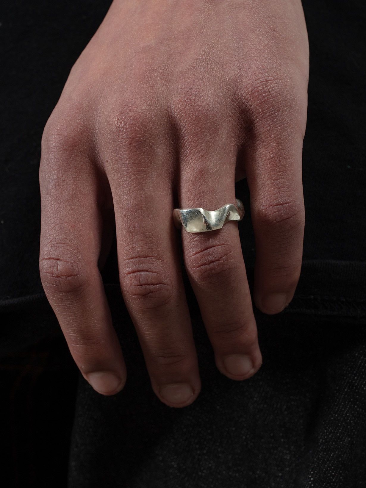 Vintage Wavy ring Size ONE SIZE - 2 Thumbnail