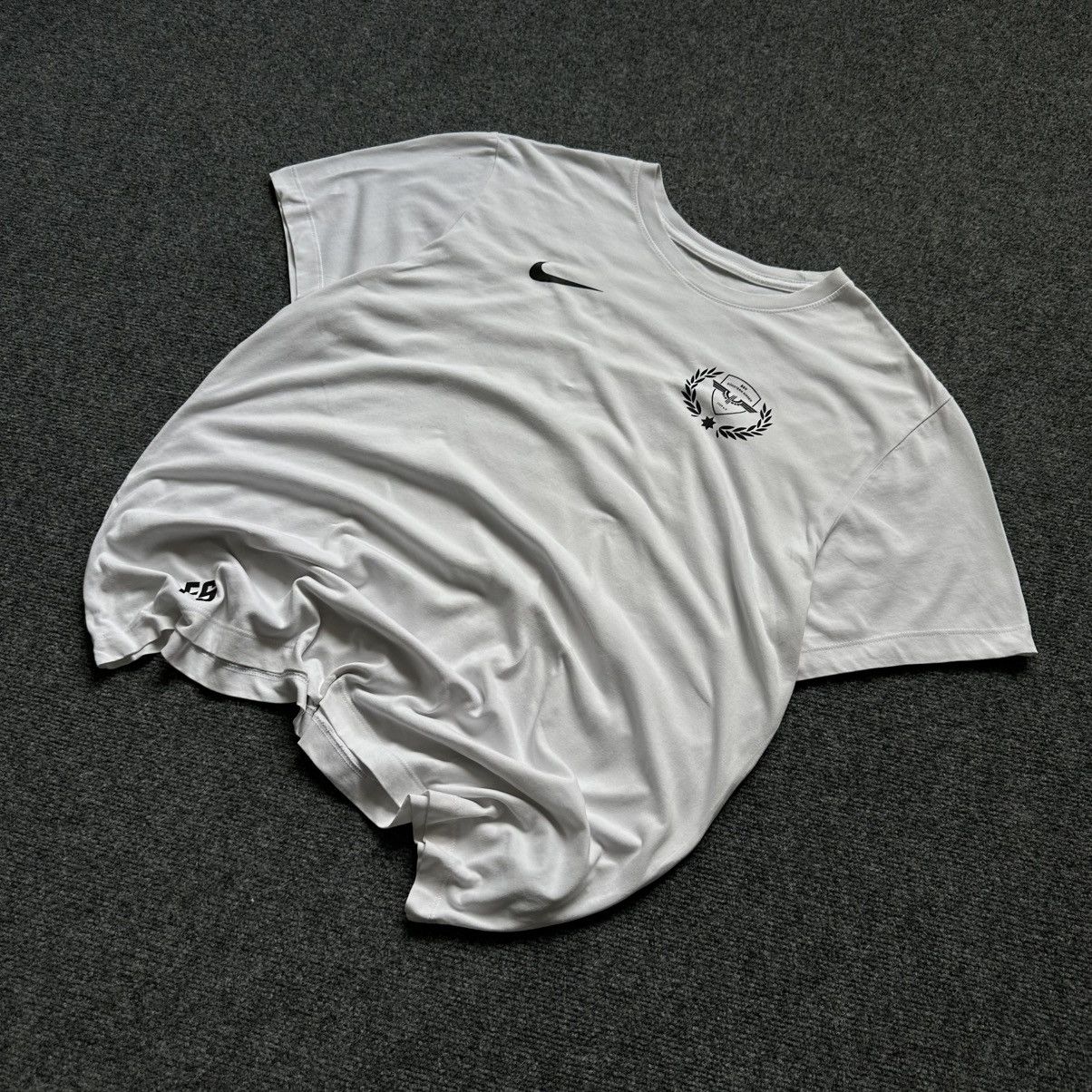 Nike VTG Nike ESV T-shirts Small Logo Size XL Sport-wear 00s USA Size US XL / EU 56 / 4 - 1 Thumbnail