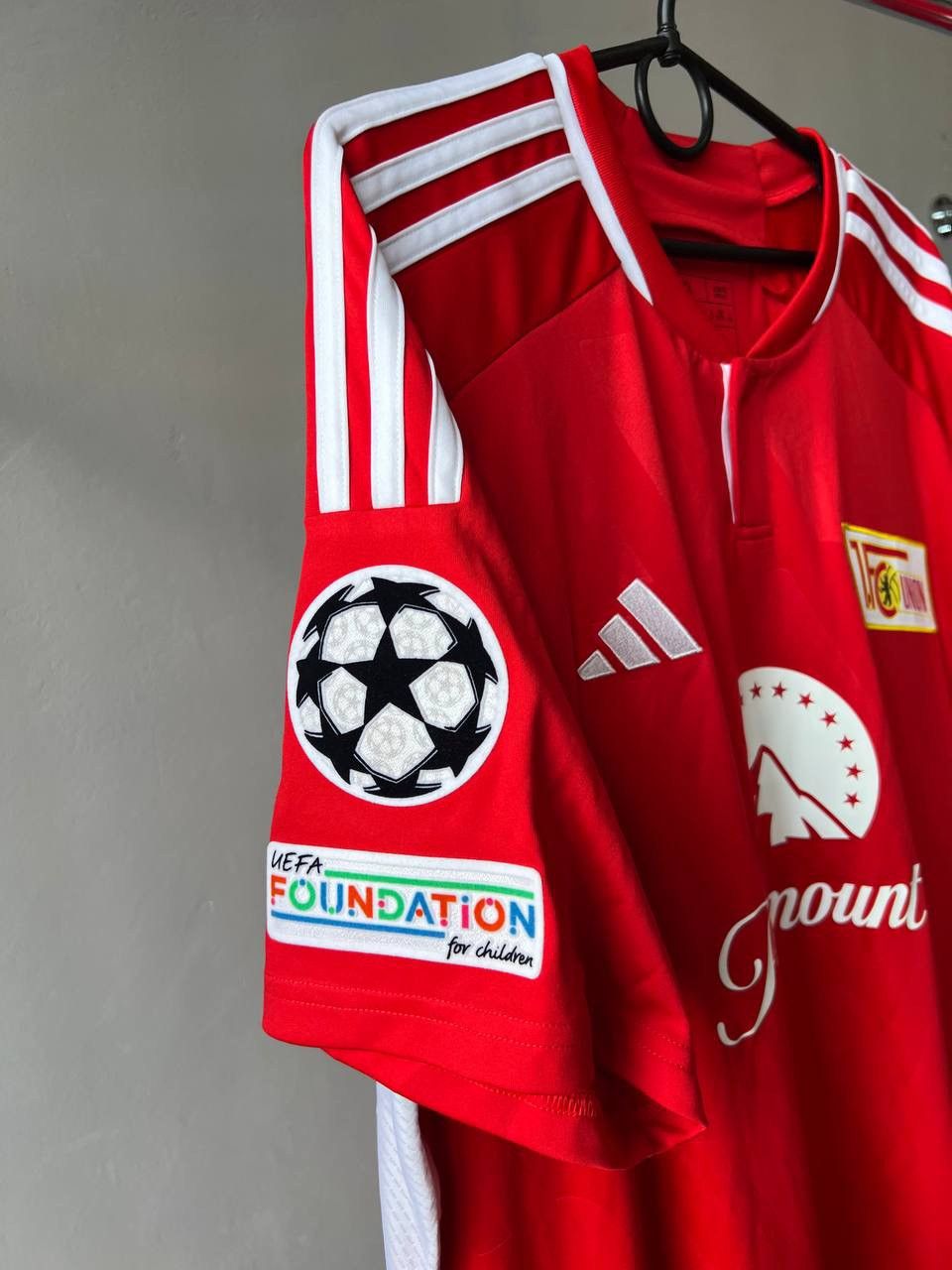Adidas 2023/24 UNION BERLIN HOME SOCCER FOOTBALL JERSEY ADIDAS XL Size US XL / EU 56 / 4 - 7 Thumbnail
