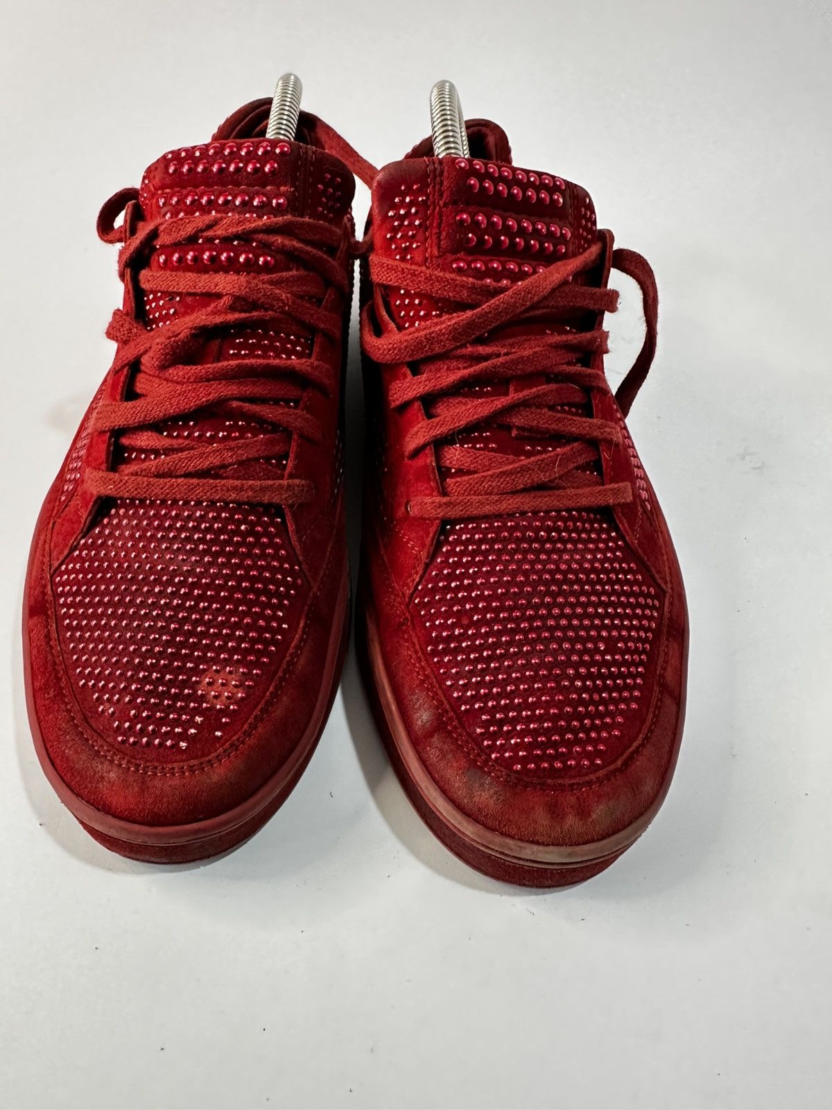 Gucci Gucci Red Suede Studded Limited Edition Low Top Sneakers. Size US 8 / EU 41 - 4 Thumbnail