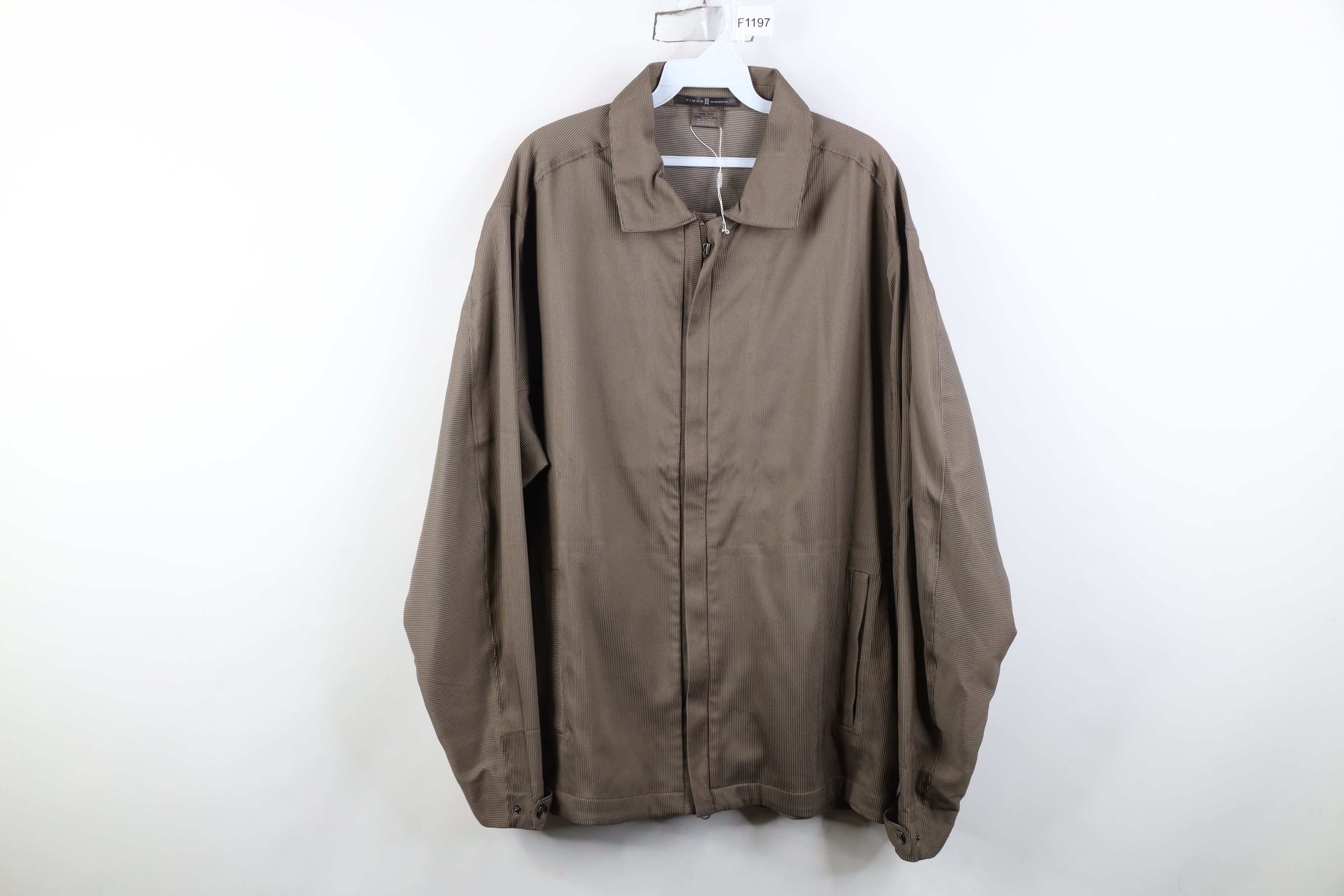 Nike Deadstock Vintage Nike Golf Tiger Woods Golfing Jacket Size US L / EU 52-54 / 3 - 1 Thumbnail