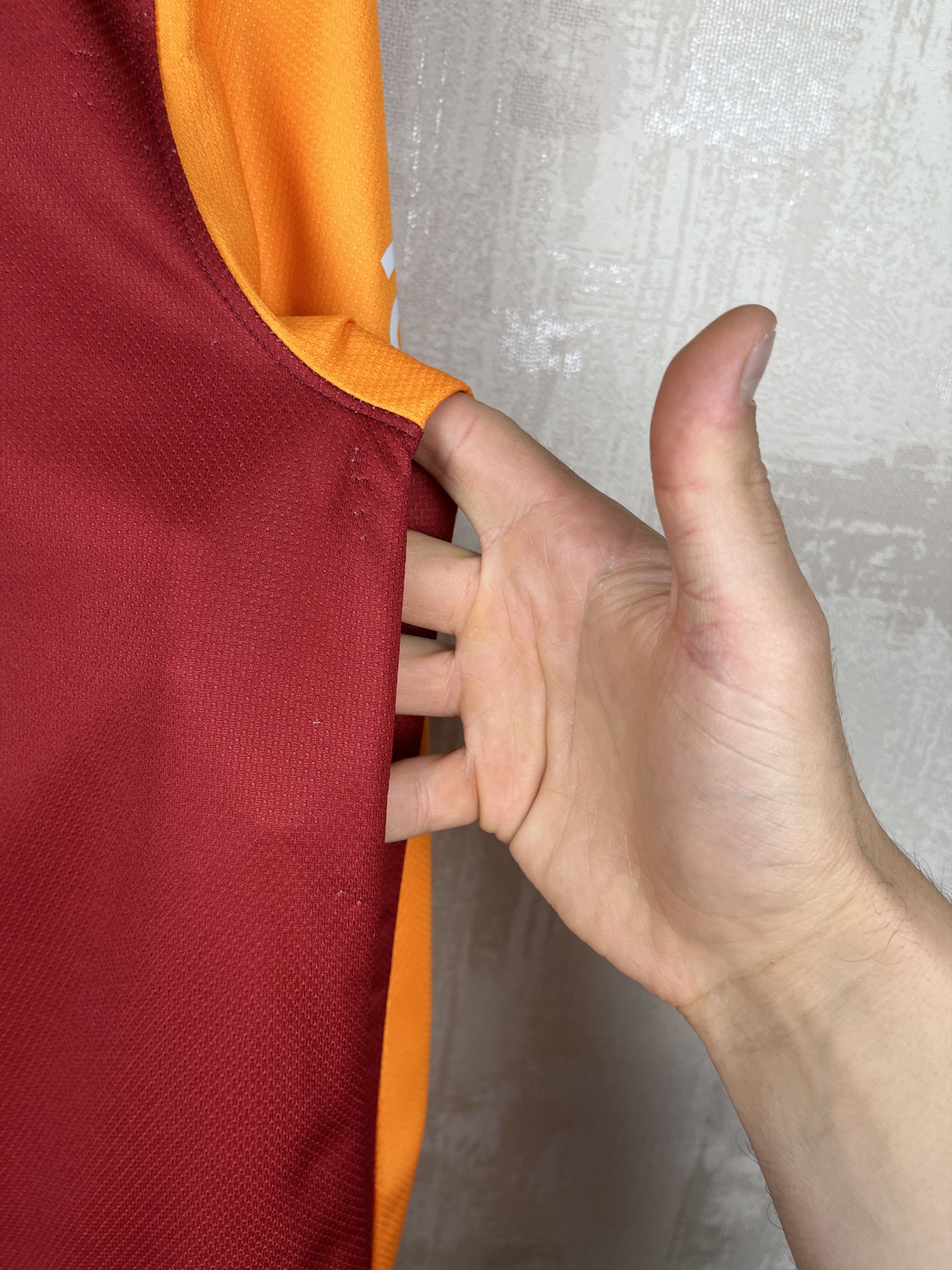 Nike Galatasaray Home Shirt 2013-2014 Soccer Football L/S Jersey Size US S / EU 44-46 / 1 - 11 Thumbnail