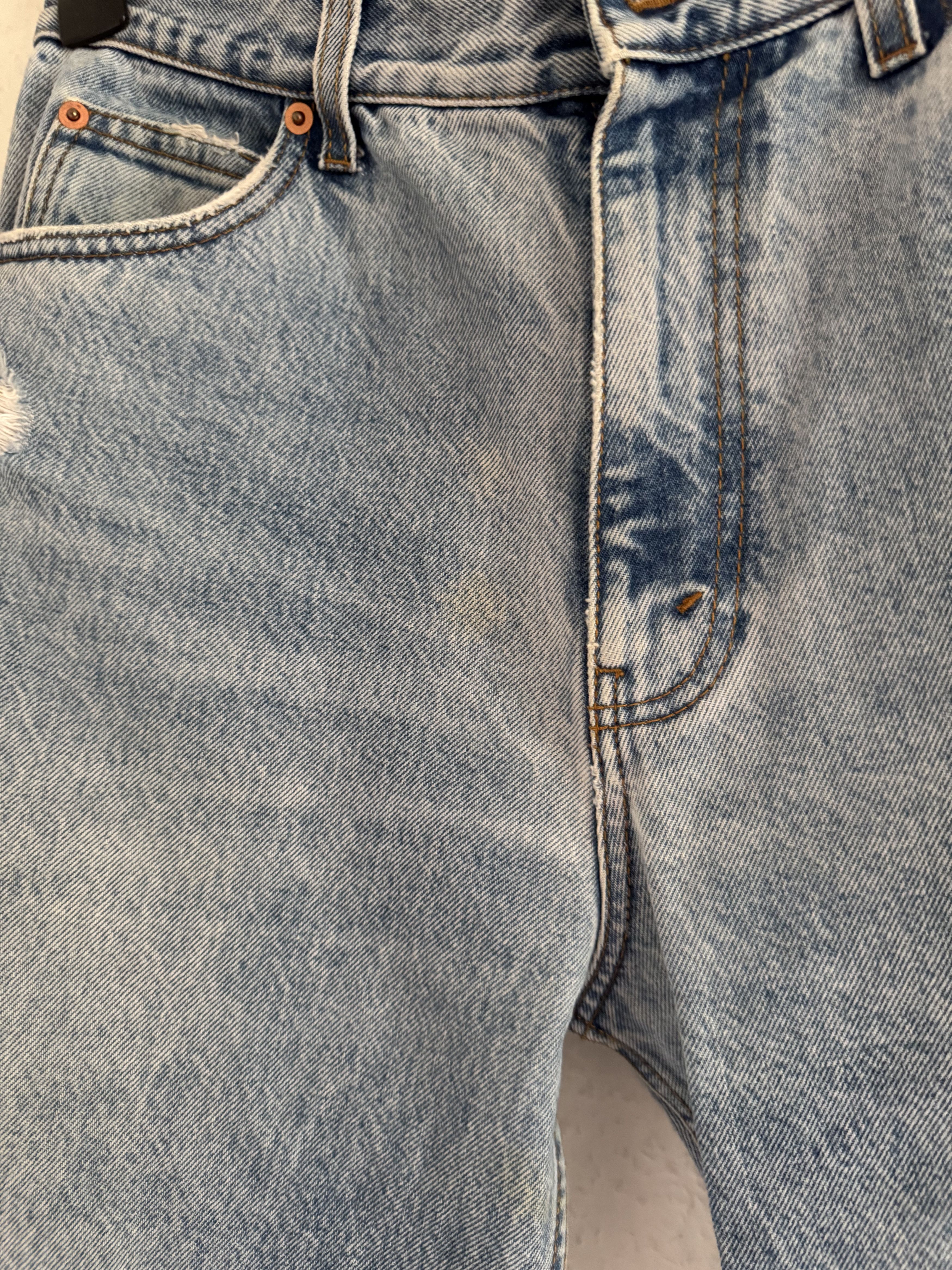 Gucci Denim Pants with Distressed Detailing Size US 33 - 13 Thumbnail