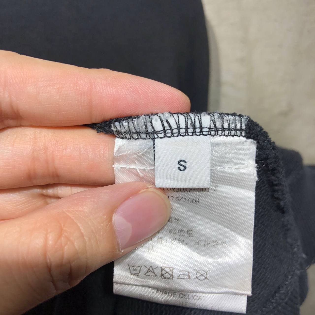 Givenchy Givenchy Distressed Logo hoodie Size US L / EU 52-54 / 3 - 9 Thumbnail