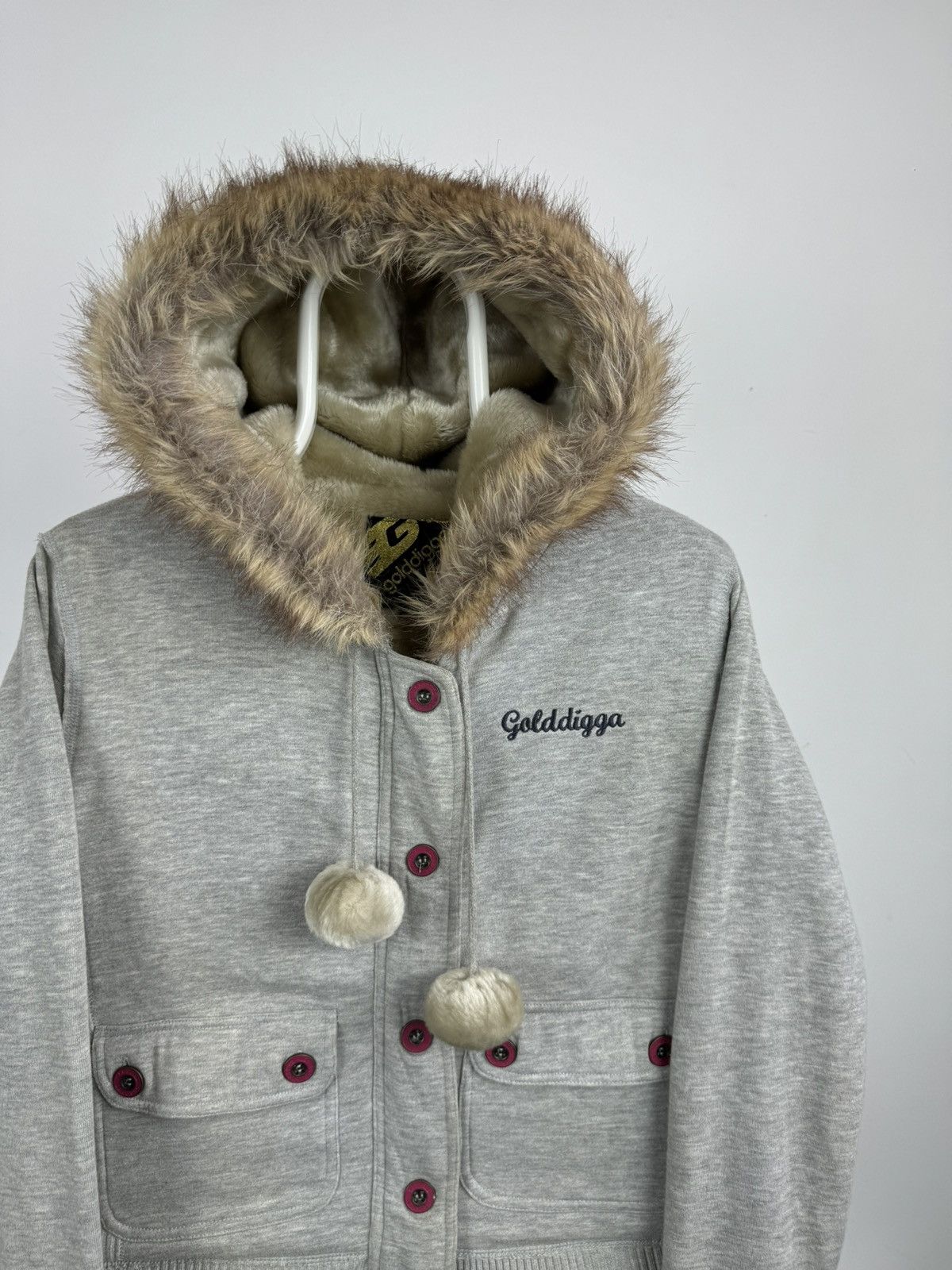 Vintage Vintage Golddigga Alaska Y2K Style Hoodie Size M / US 6-8 / IT 42-44 - 2 Thumbnail