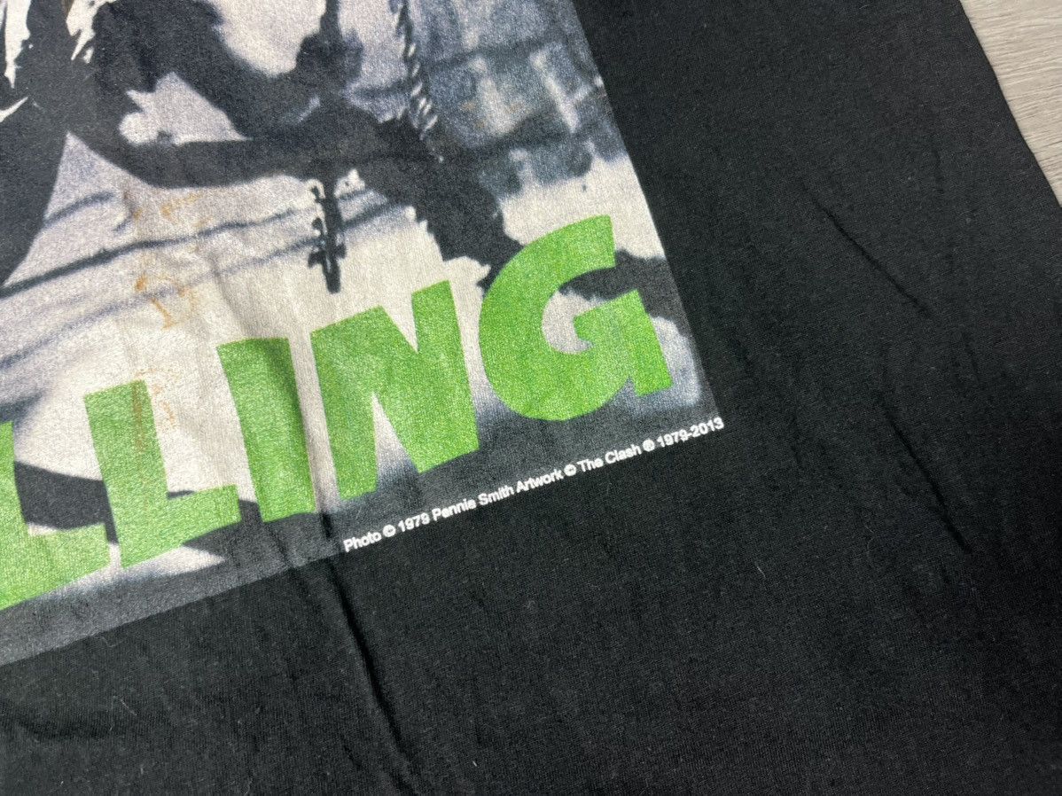 Band Tees The clash London calling Tshirt rock memorial size Medium Size US M / EU 48-50 / 2 - 4 Thumbnail