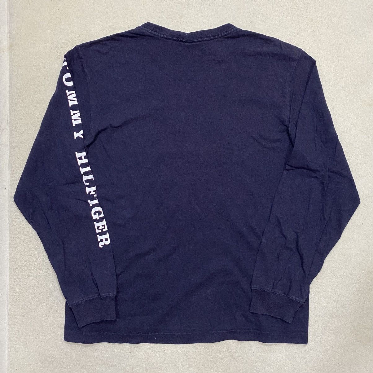 Tommy Hilfiger × Vintage Vintage 2001 TOMMY HILFIGER Long Sleeve T-shirt Size US M / EU 48-50 / 2 - 4 Thumbnail