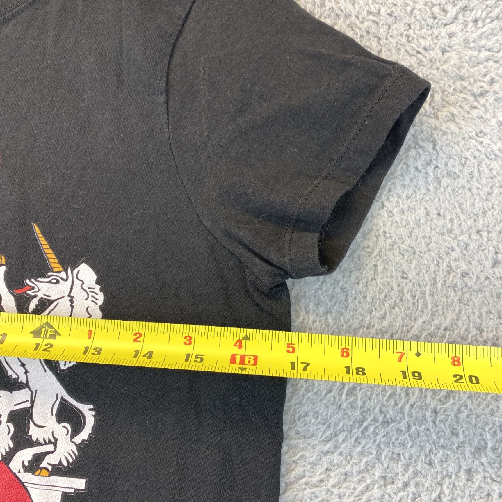 Hanes VINTAGE Lithuanian Coat of Arms T-Shirt—Lithuania Flag—Shirt—Women/S-Size—Black—65-31 Size S / US 4 / IT 40 - 4 Thumbnail