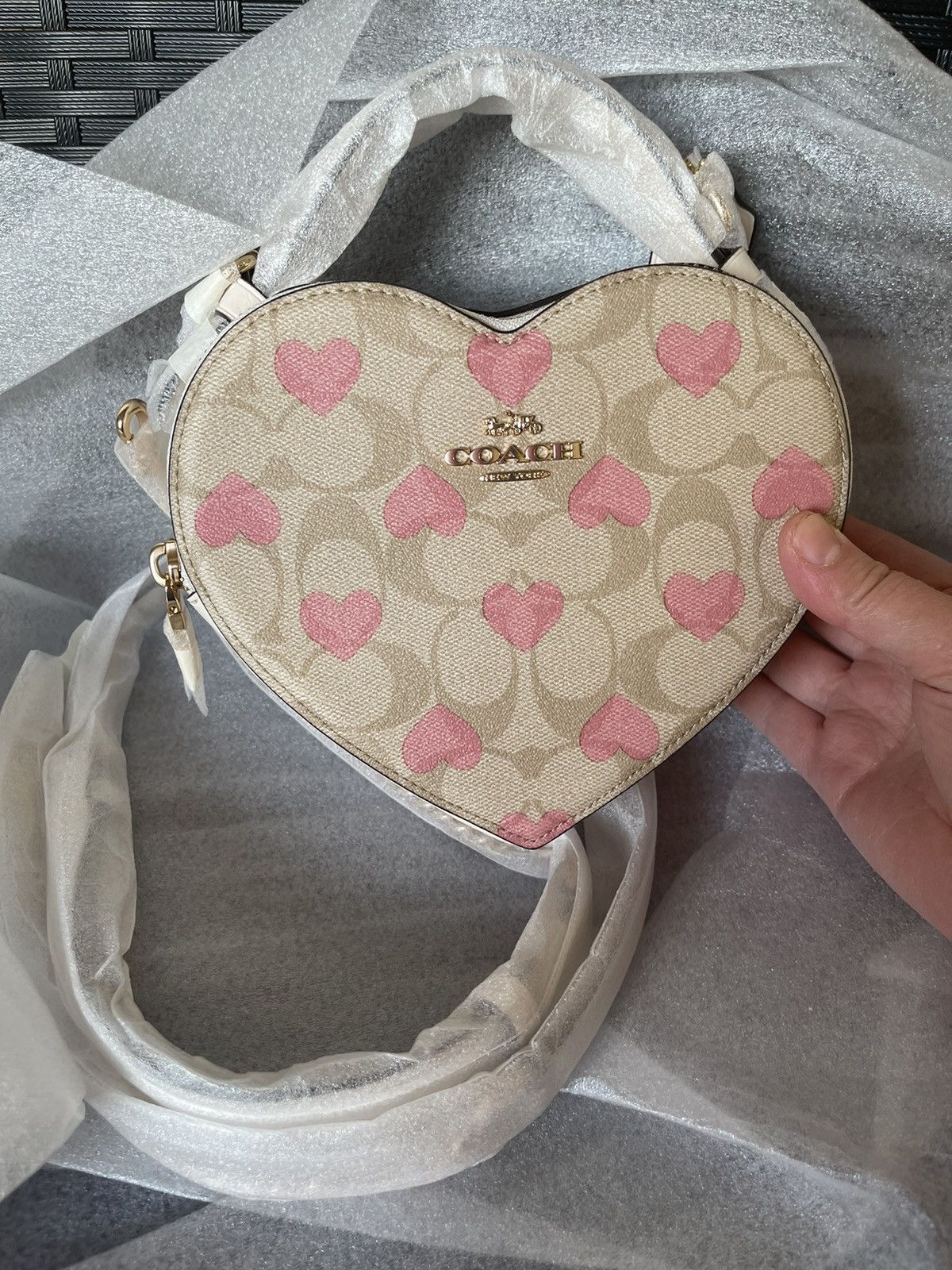 Coach coach Heart Crossbody In Signature Size ONE SIZE - 16 Thumbnail