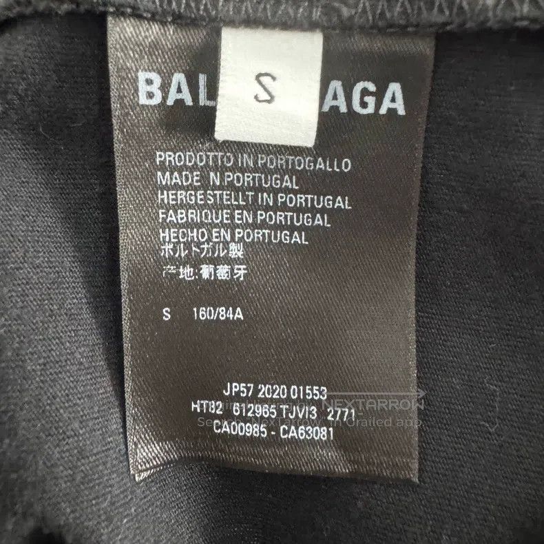 Balenciaga Balenciaga Seven Languages Letter Logo Short Sleeve Size US S / EU 44-46 / 1 - 4 Thumbnail