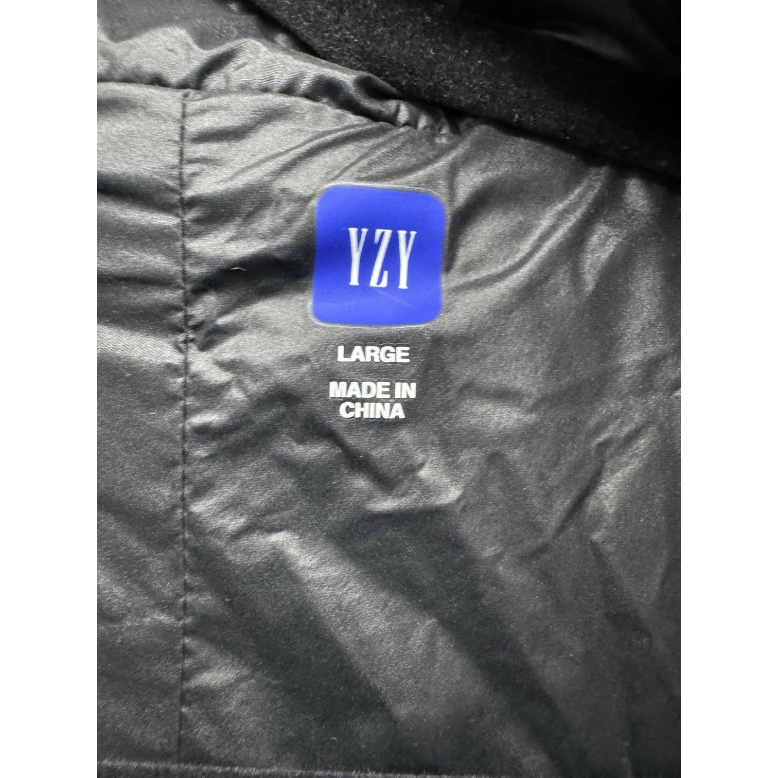 Yeezy YGEBB Yeezy Gap Long Round Jacket Black Large (Exclusive) Size US L / EU 52-54 / 3 - 6 Thumbnail