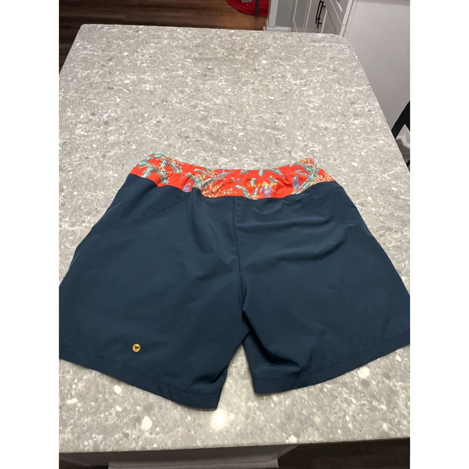 Vintage birddogs 8" Regular Gym Shorts blue parrot sz XXL - Men - Regular - Athletic - Parrothead - Lined Size US 39 - 4 Thumbnail
