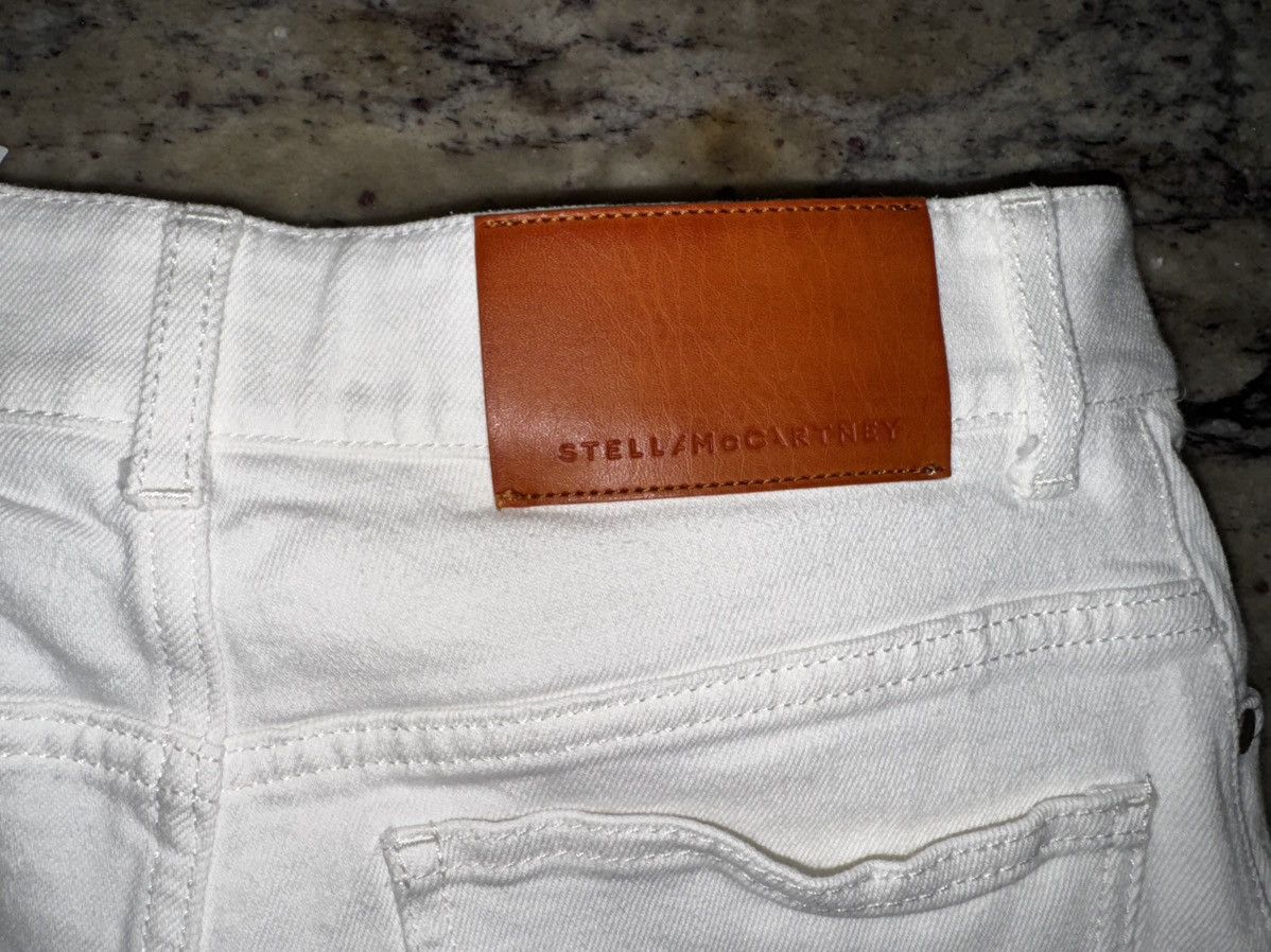 Stella McCartney Stella McCartney white jean shorts Size 26" / US 2 / IT 38 - 4 Thumbnail