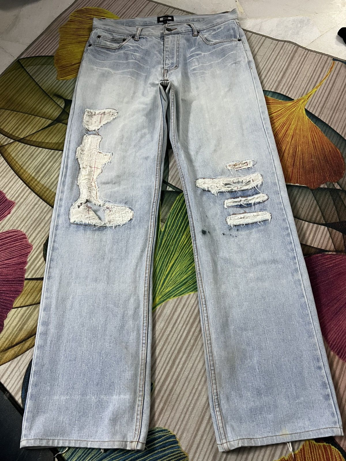 If Six Was Nine 💥Nylaus Distress Faded Jean Size US 33 - 1 Thumbnail
